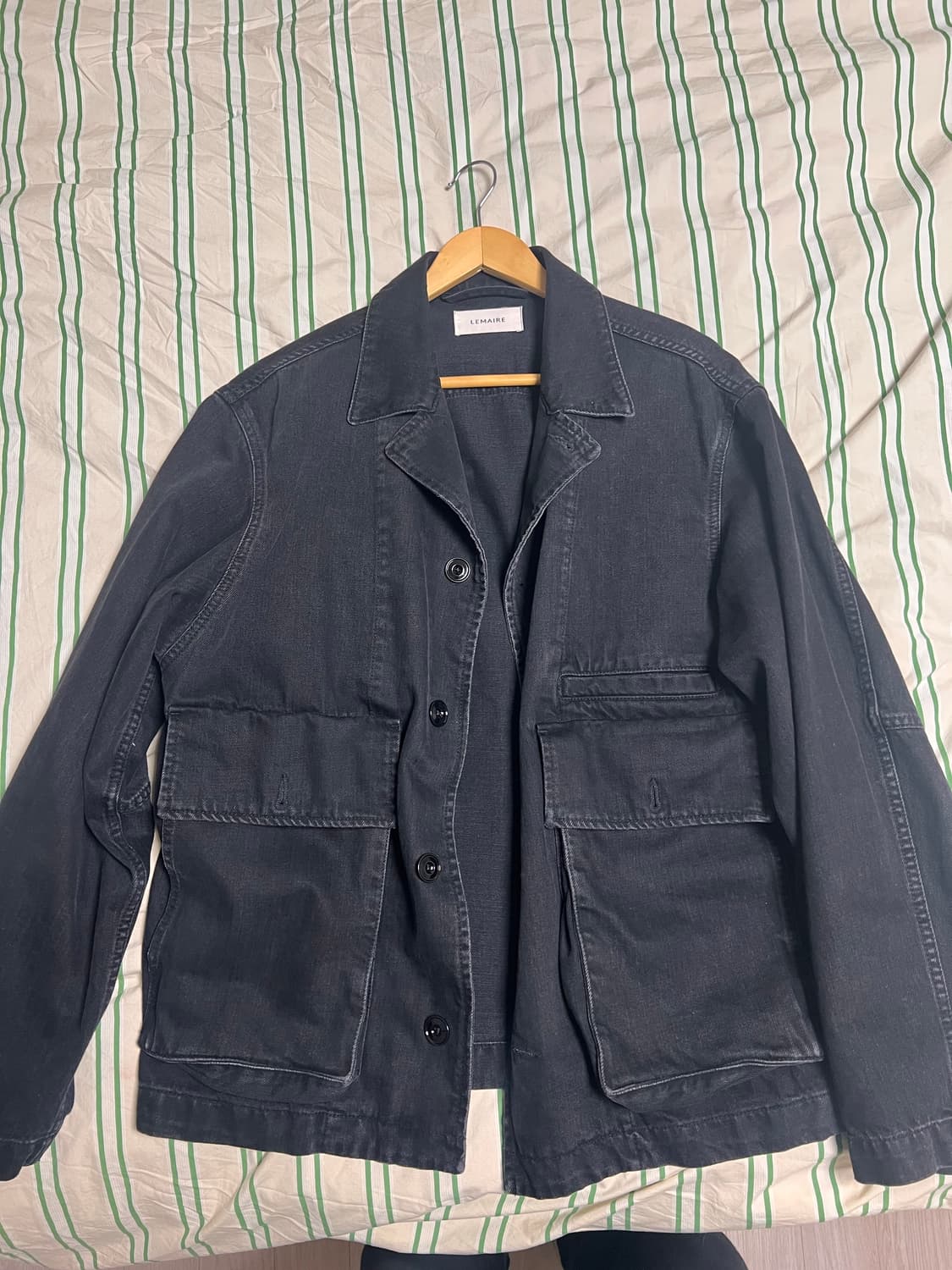 [L] 르메르 박시 데님 자켓 블리치 블랙 ssense 익스클루시브 상품이미지3