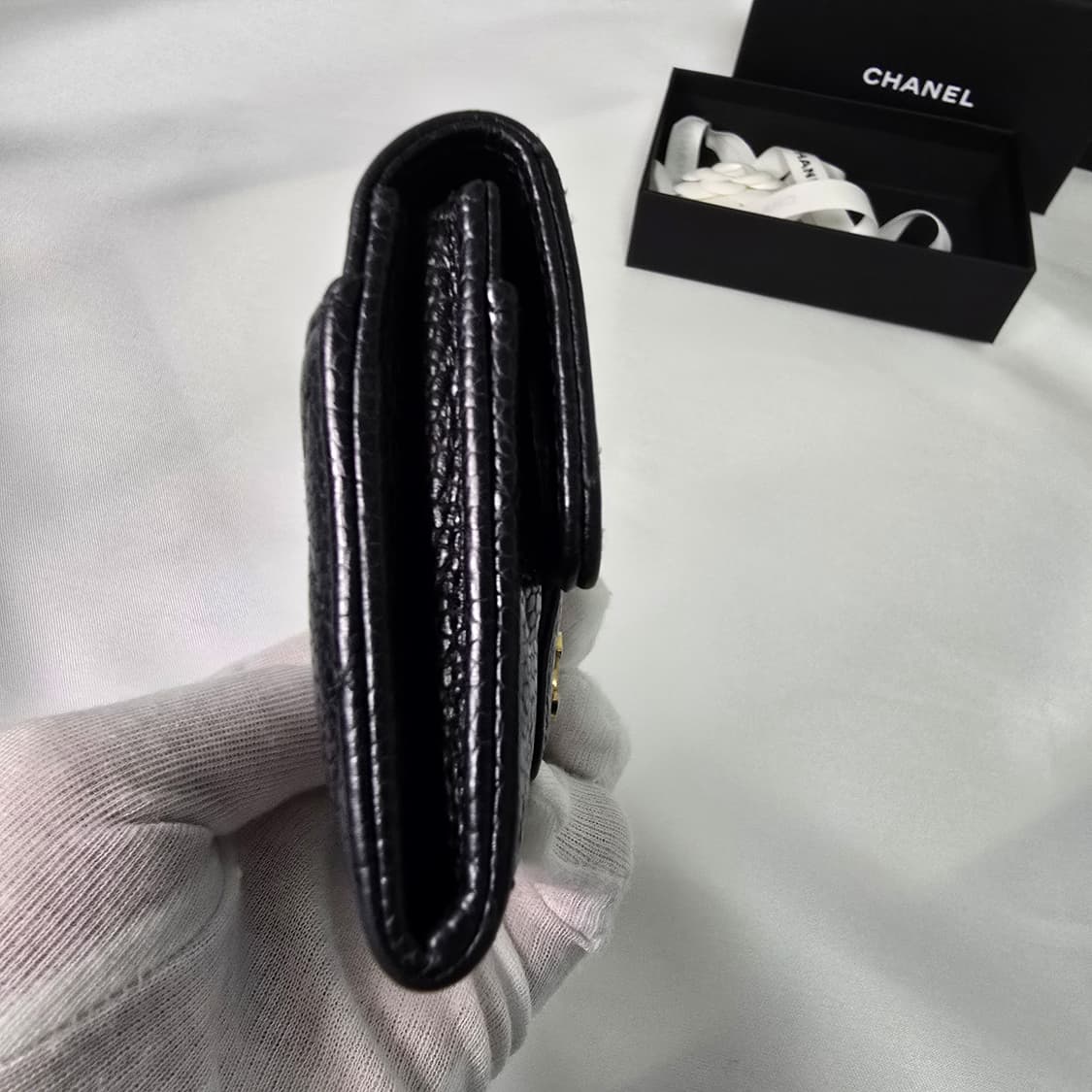 샤넬 클래식 카드지갑 블랙 금장 (AP0214) 상품이미지5