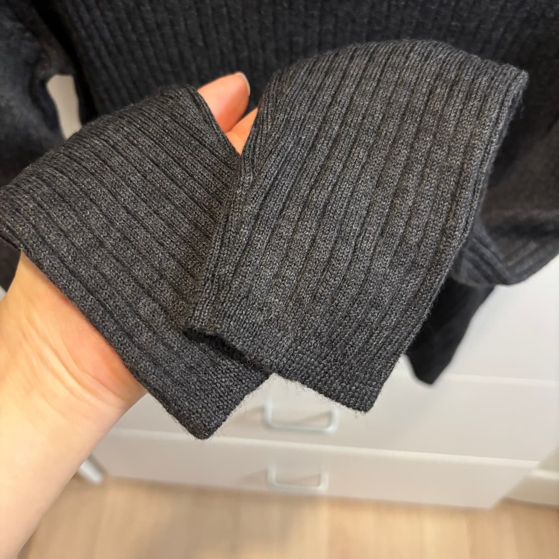 울100% 반목 골지 그레이 언발 니트 상품이미지3