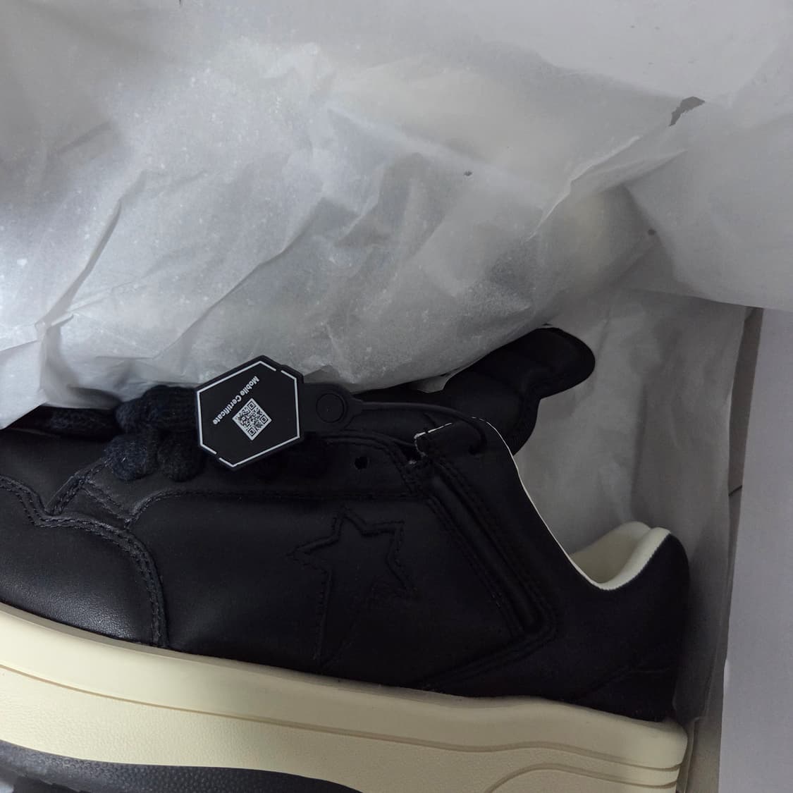 컨버스 x 다크쉐도우 터보웨폰 로우 블랙

Converse x Drksh 상품이미지2