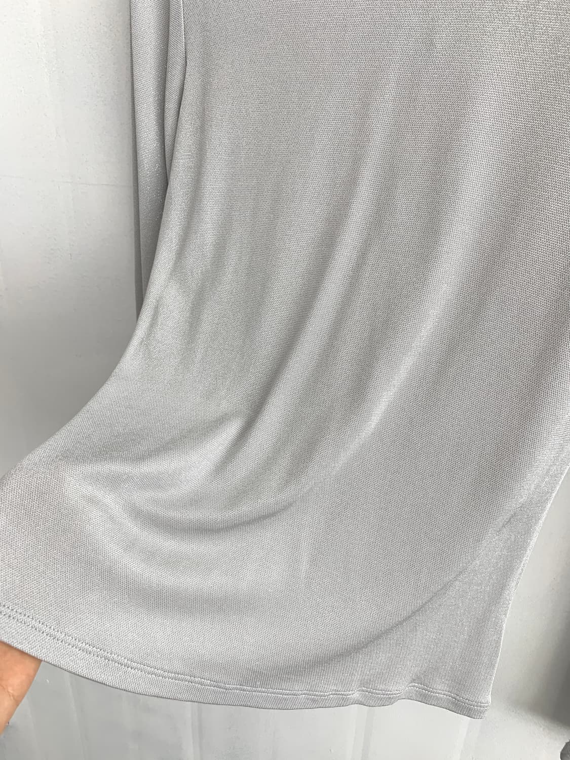 Silver Gray Ruffle Top 상품이미지10