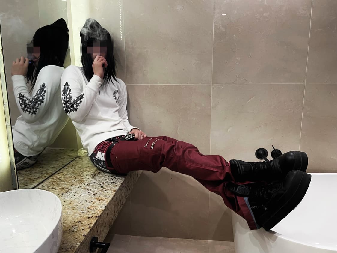 Psy Metal Red Coated Waxed flared jeans 상품이미지1