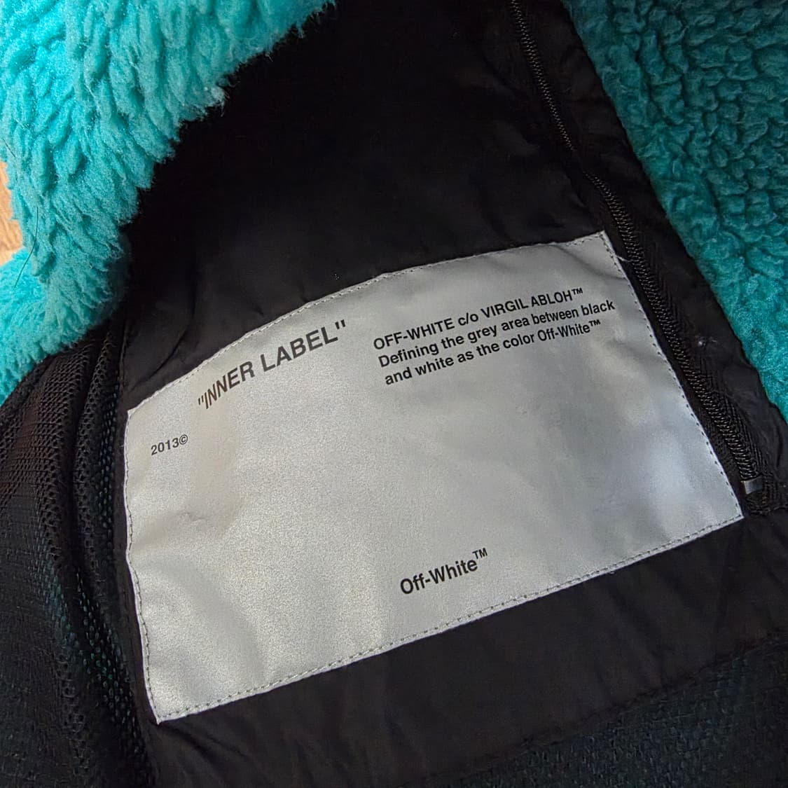 오프화이트 오버사이즈 후리스 상품이미지5