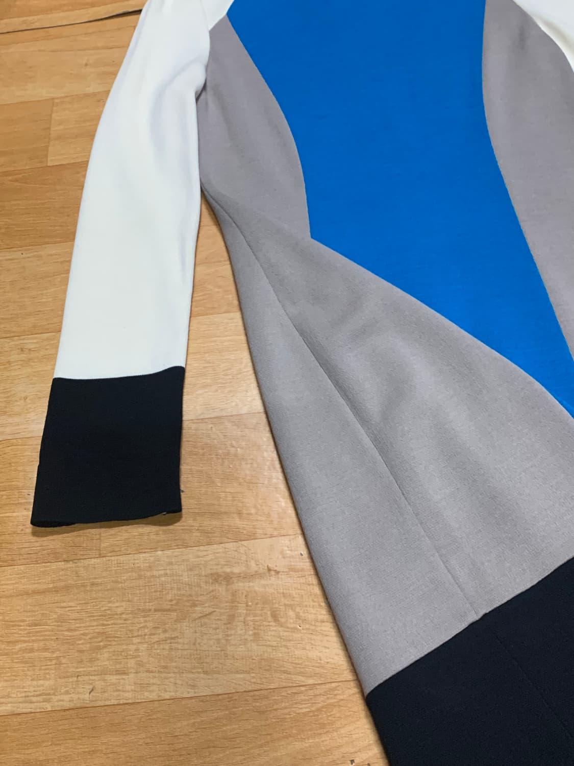 ST.JOHN 센존 밀라노 컬러블록 니트 드레스(4 사이즈) 상품이미지5