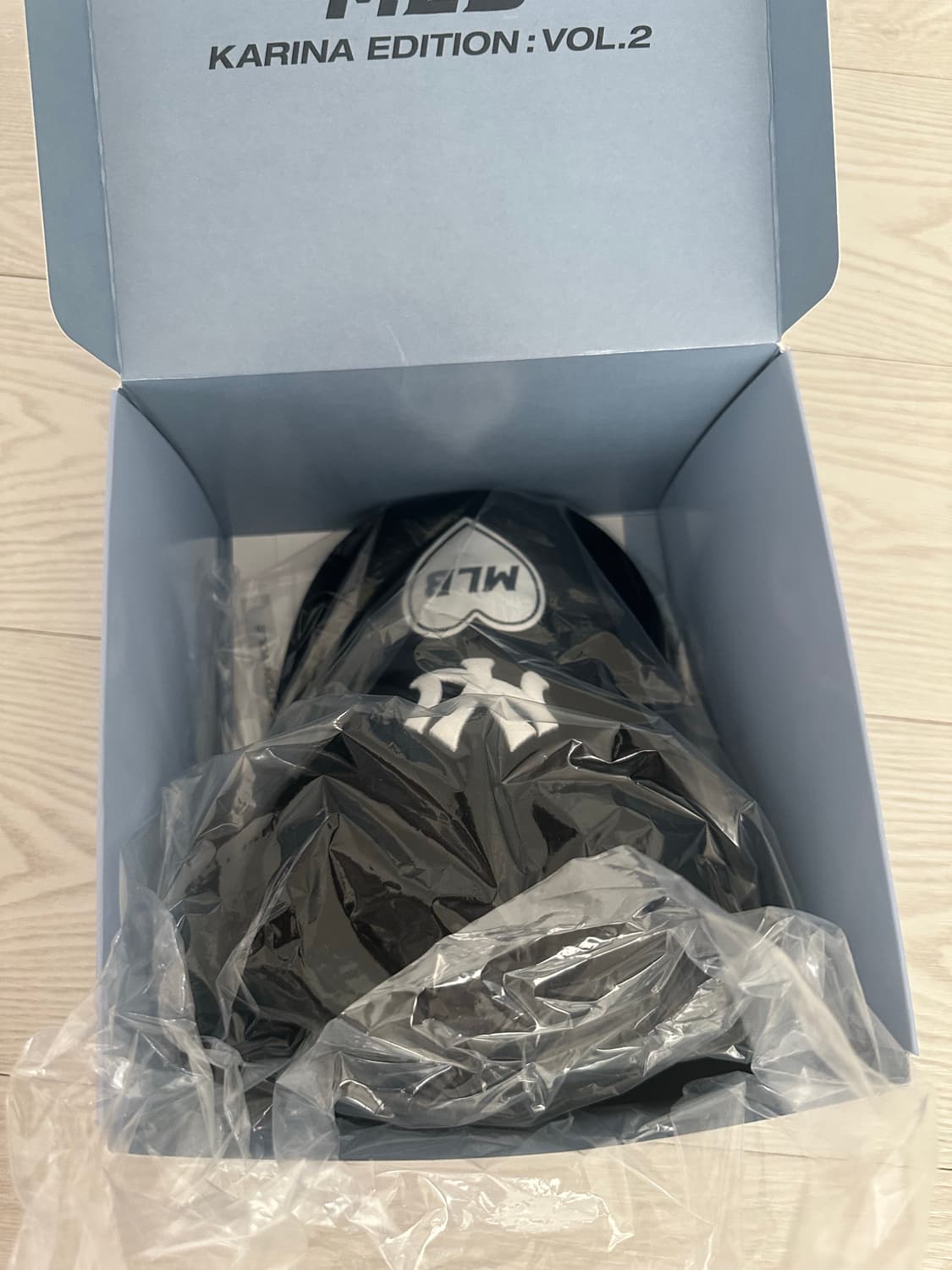 MLB x 카리나 시그니처 언스트럭쳐 볼캡 vol.2 블랙 상품이미지1