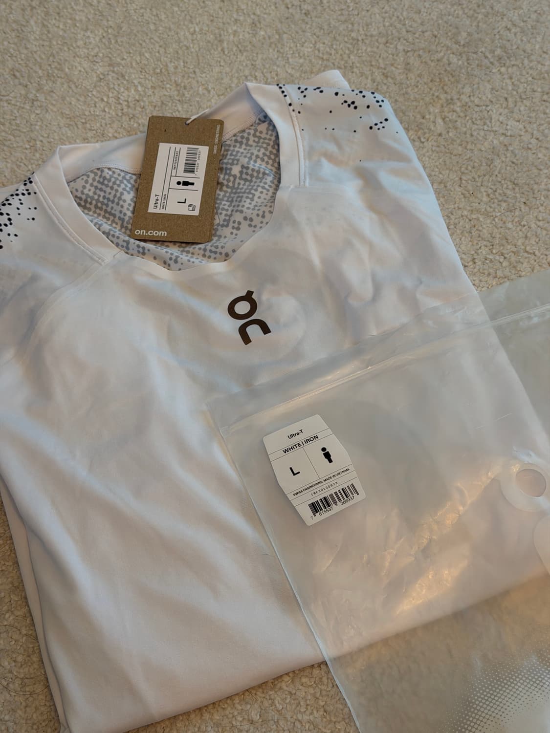 [L]On Running Ultra-T 화이트 반팔 티셔츠 상품이미지3