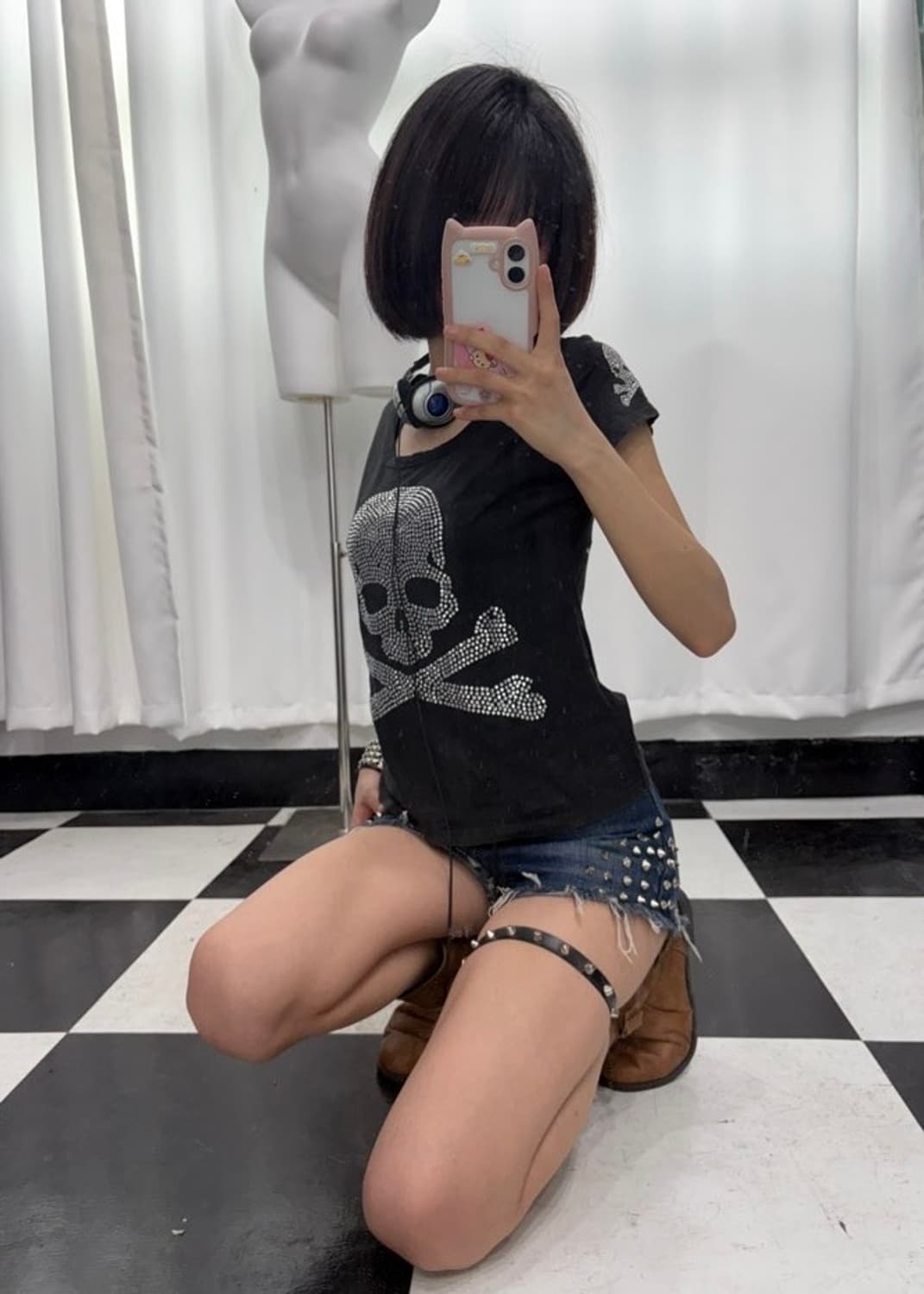 🎸스컬 비즈 디테일 블랙 티셔츠🎸 상품이미지4