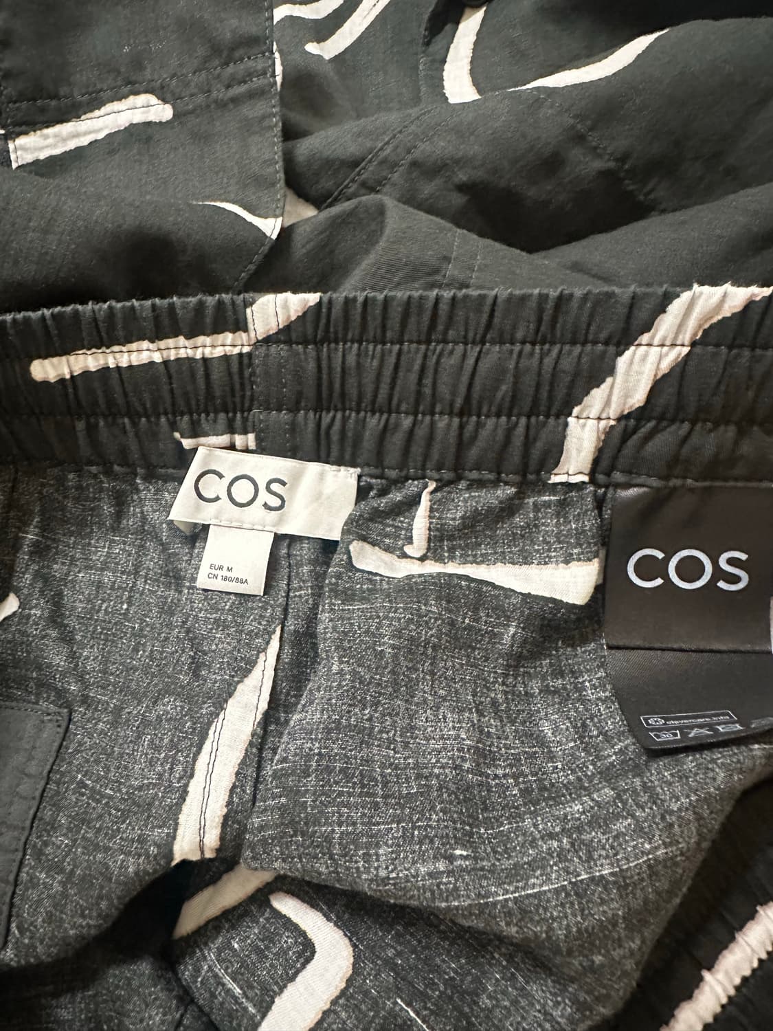 COS 코스 남성 린넨 블렌드 셋업 세트 (셔츠+쇼츠) 상품이미지8