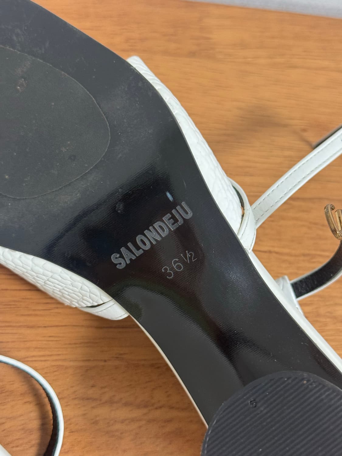 살롱드쥬 화이트 크로커 스트랩 샌들 235 SALONDEJU 상품이미지4