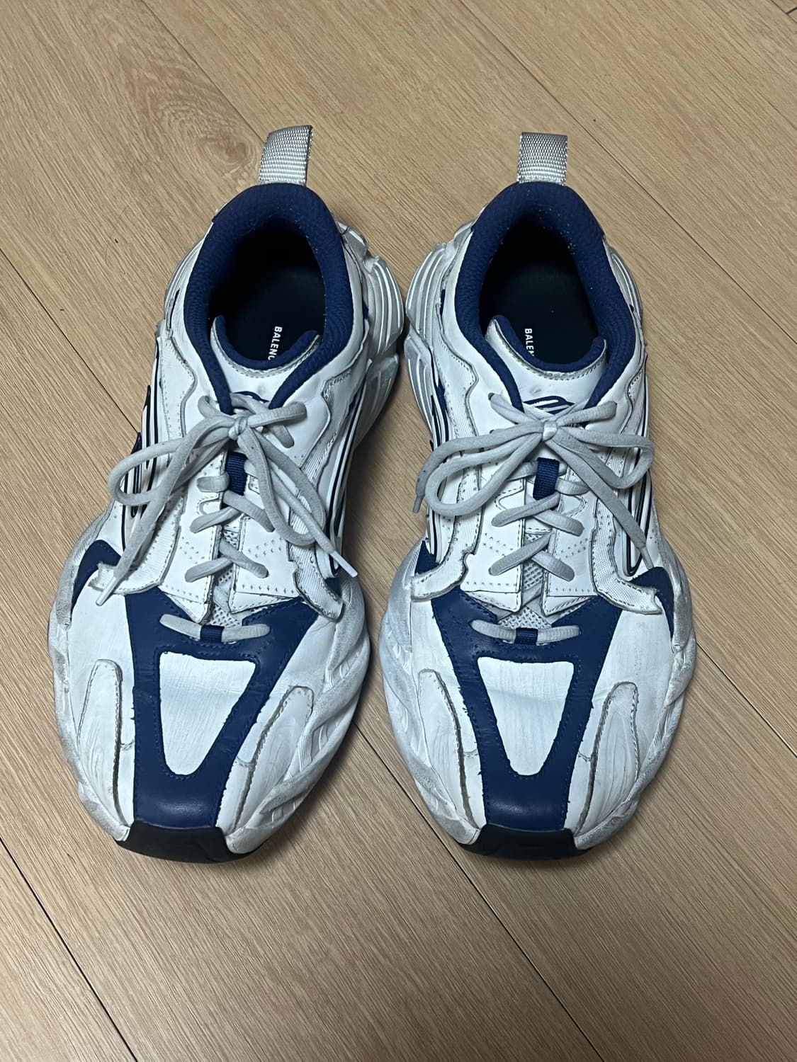 발렌시아가 먼데이슈즈 네이비43 상품이미지1