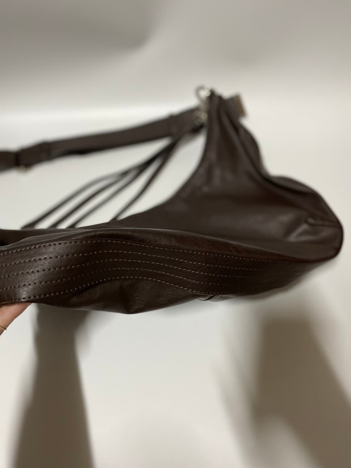 메종미네드 레더 새들백 브라운 숄더백 크로스백 상품이미지7