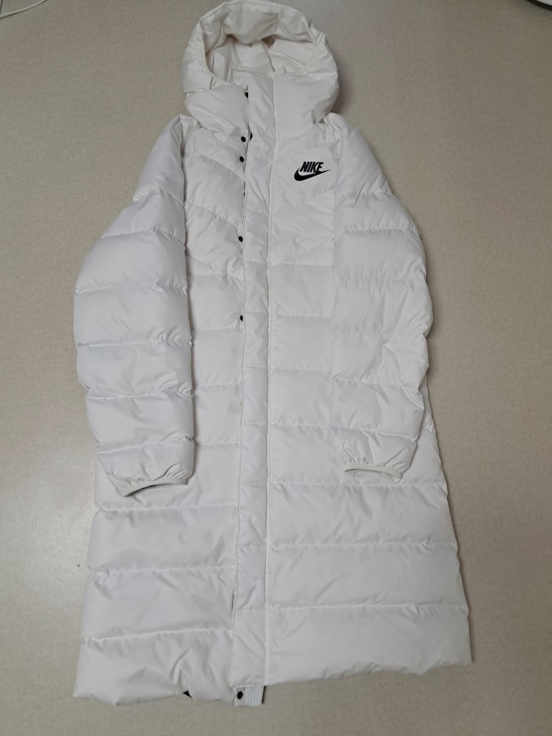 나이키 롱패딩 화이트 L 상품이미지1