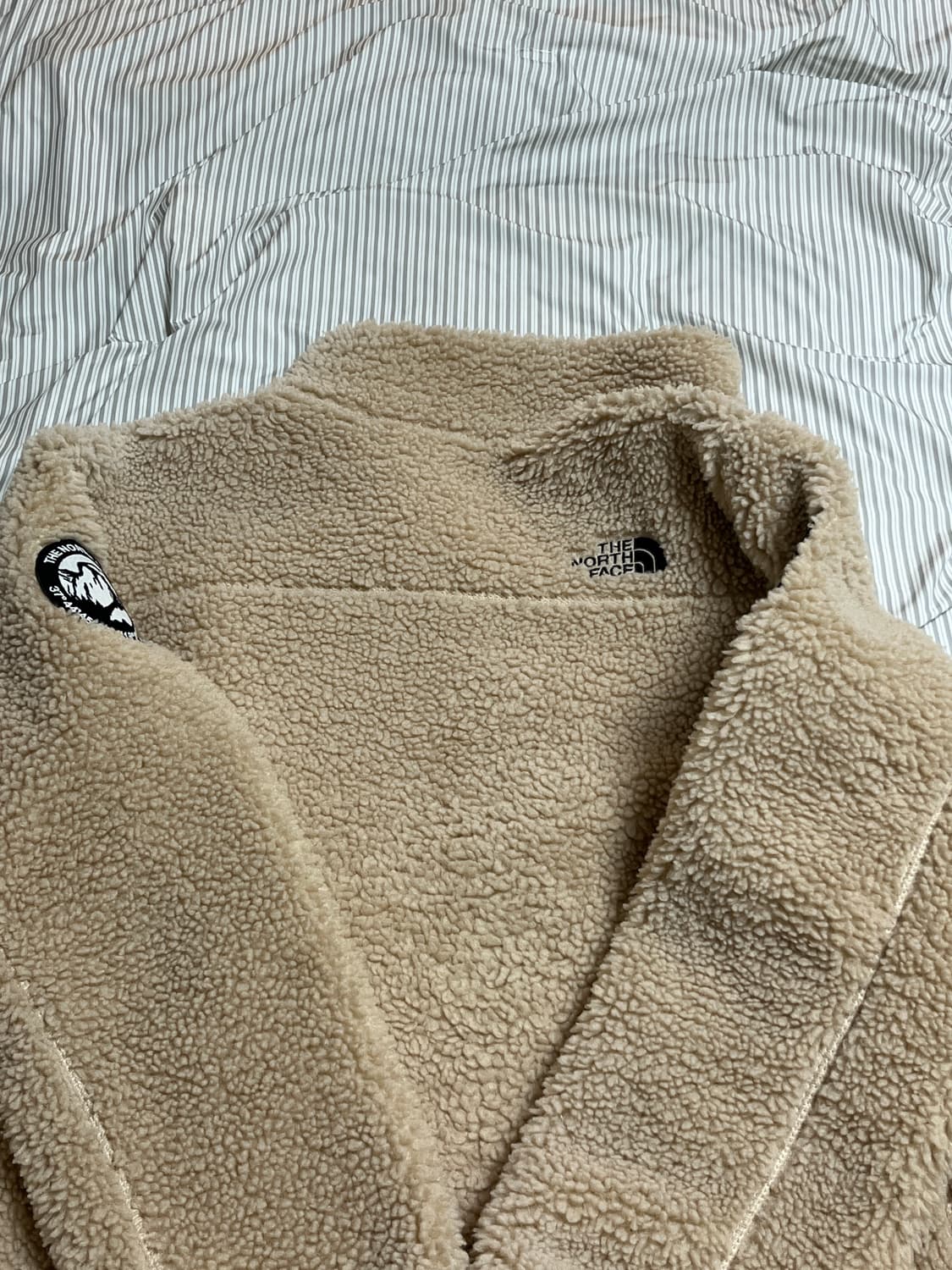 노스페이스 화이트라벨 남여공용 후리스 뽀글이 상품이미지7