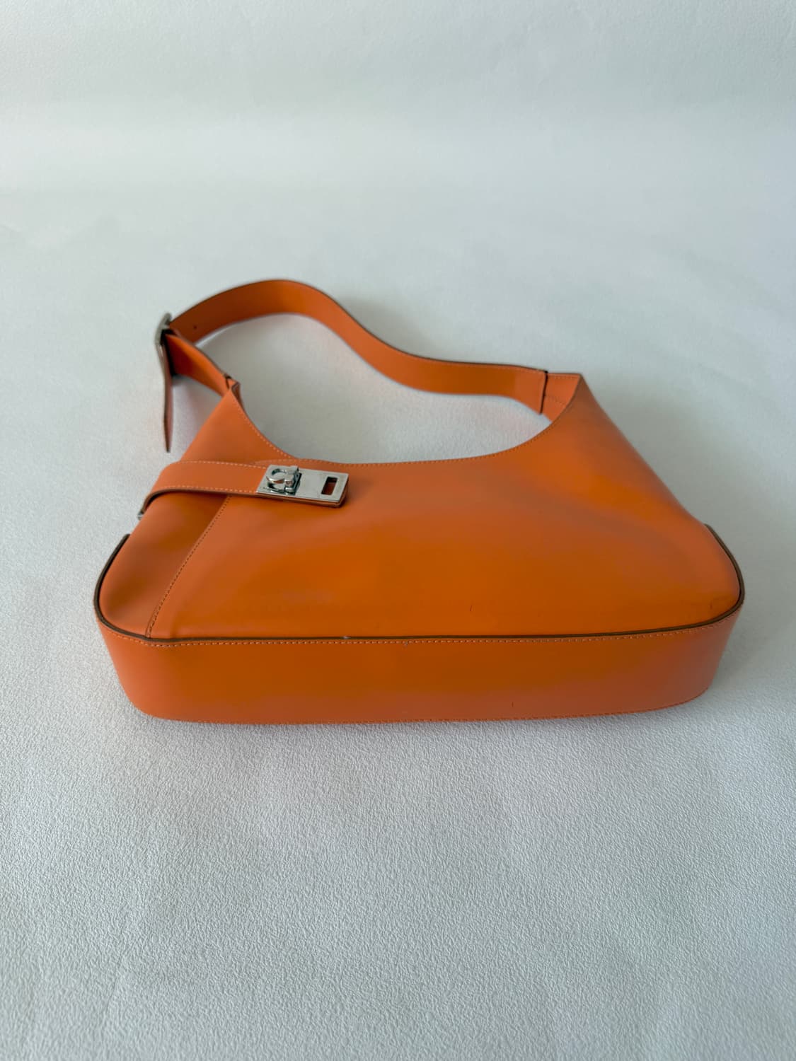 살바토레 페라가모(Salvatore Ferragamo) 레더 숄더백 상품이미지3