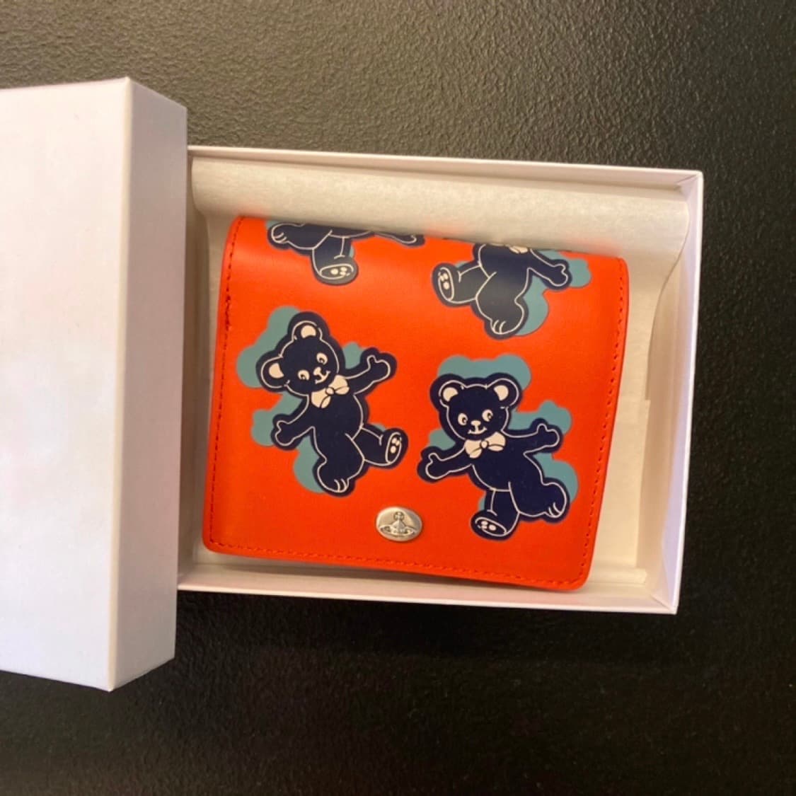 [새상품] 비비안웨스트우드 해피베어 레드 반지갑 상품이미지1