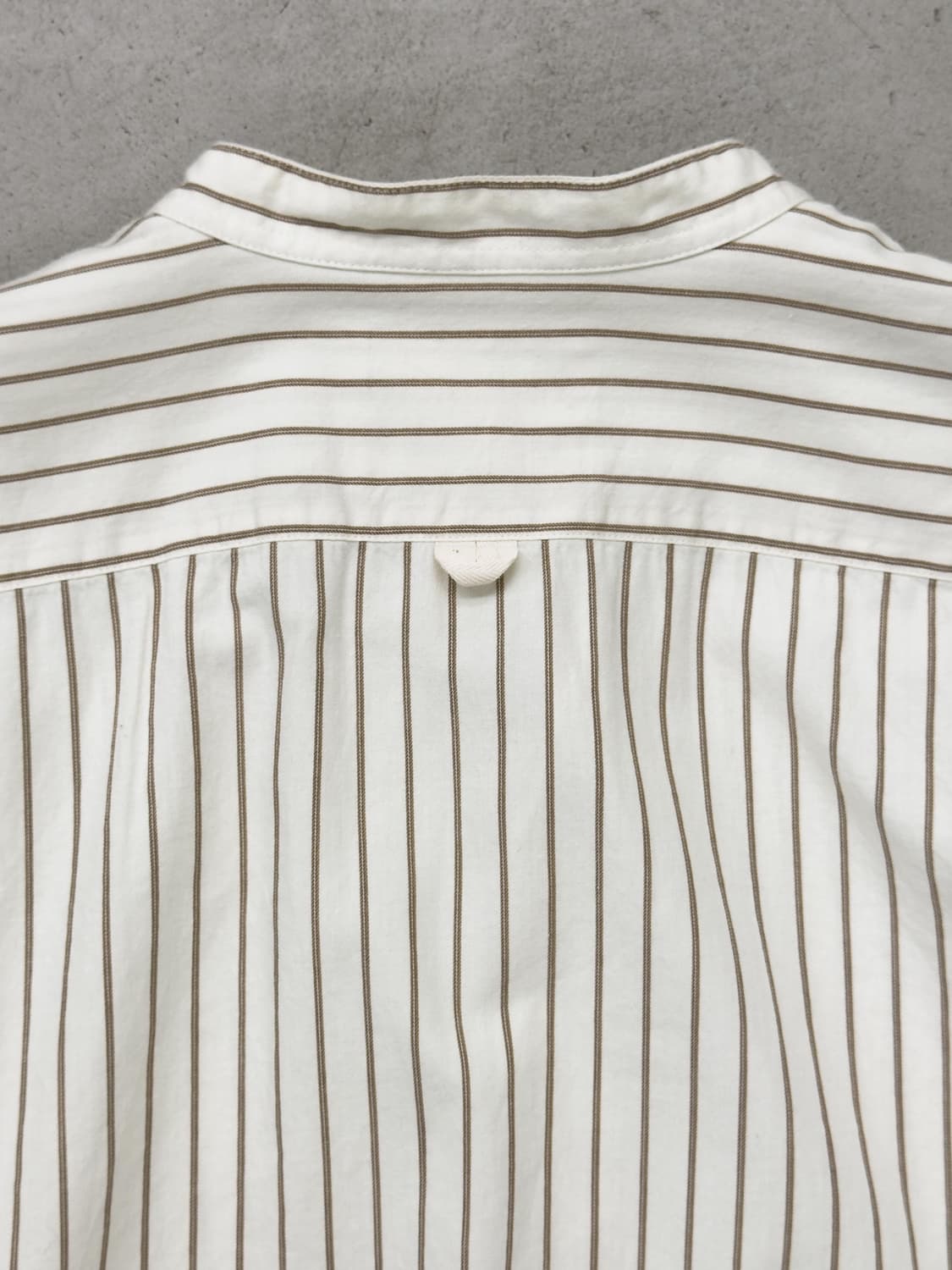 마가렛호웰 스트라이프 헨리넥 셔츠 상품이미지5