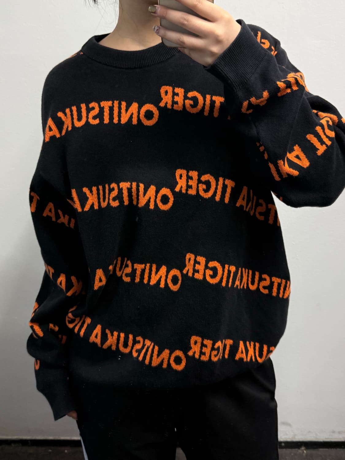 [XL] 오니츠카타이거 레터링 니트 상품이미지1