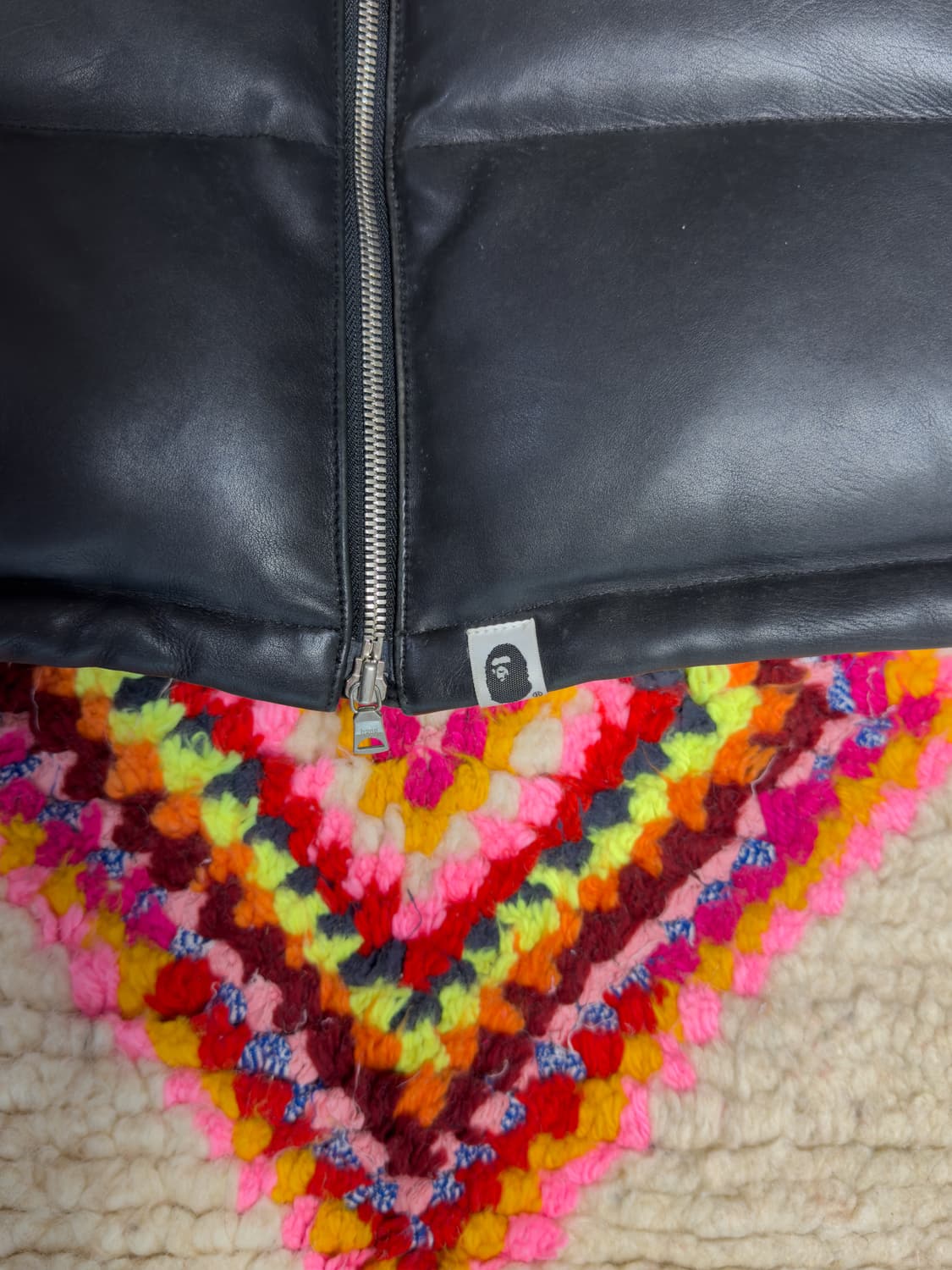 베이프 레더 클래식 다운 자켓 상품이미지3