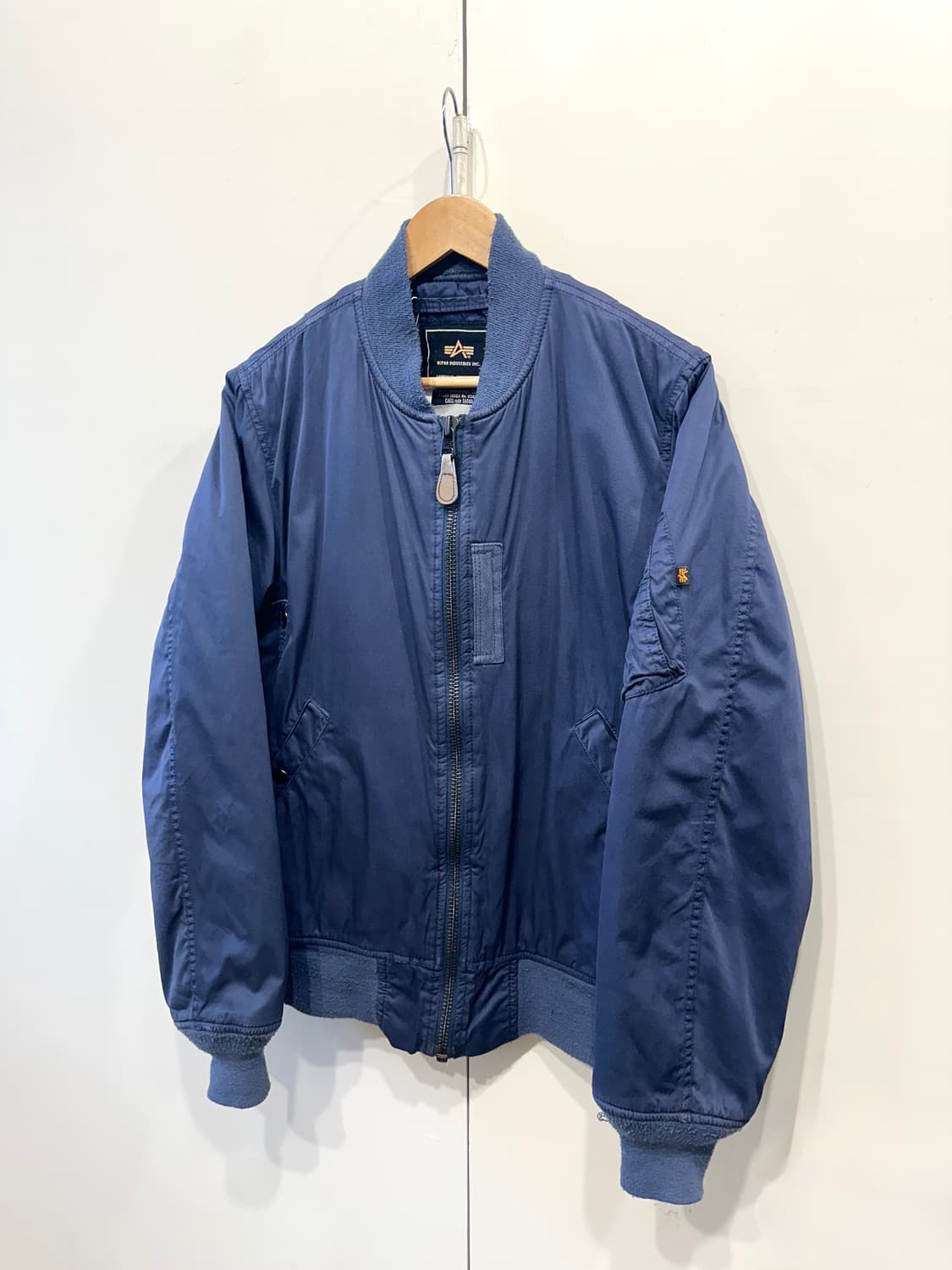 알파인더스트리 클래식 MA-1 플라이트 자켓 상품이미지2