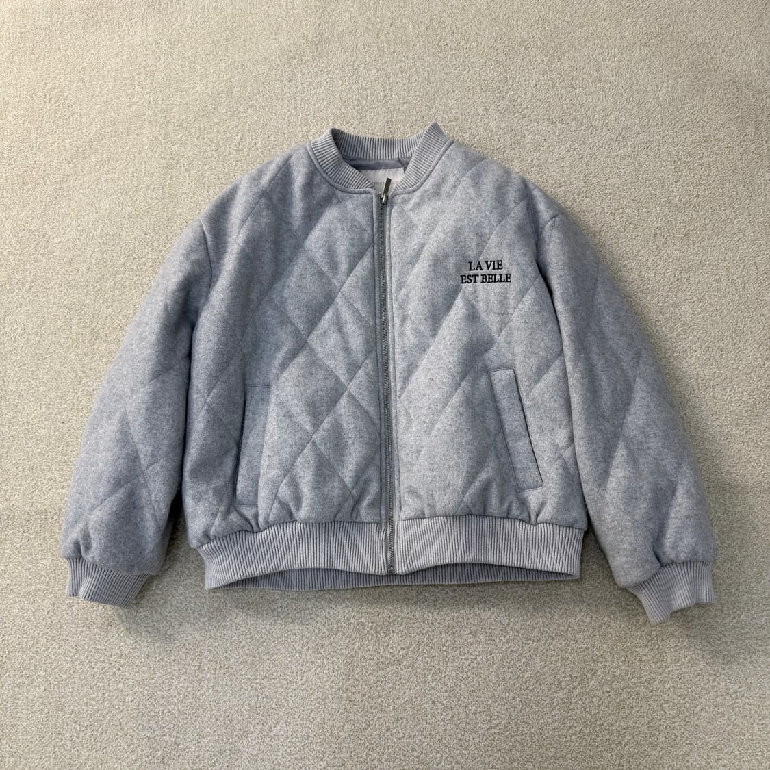 M 플라스틱아일랜드 퀼팅 자켓 0225T1 상품이미지1