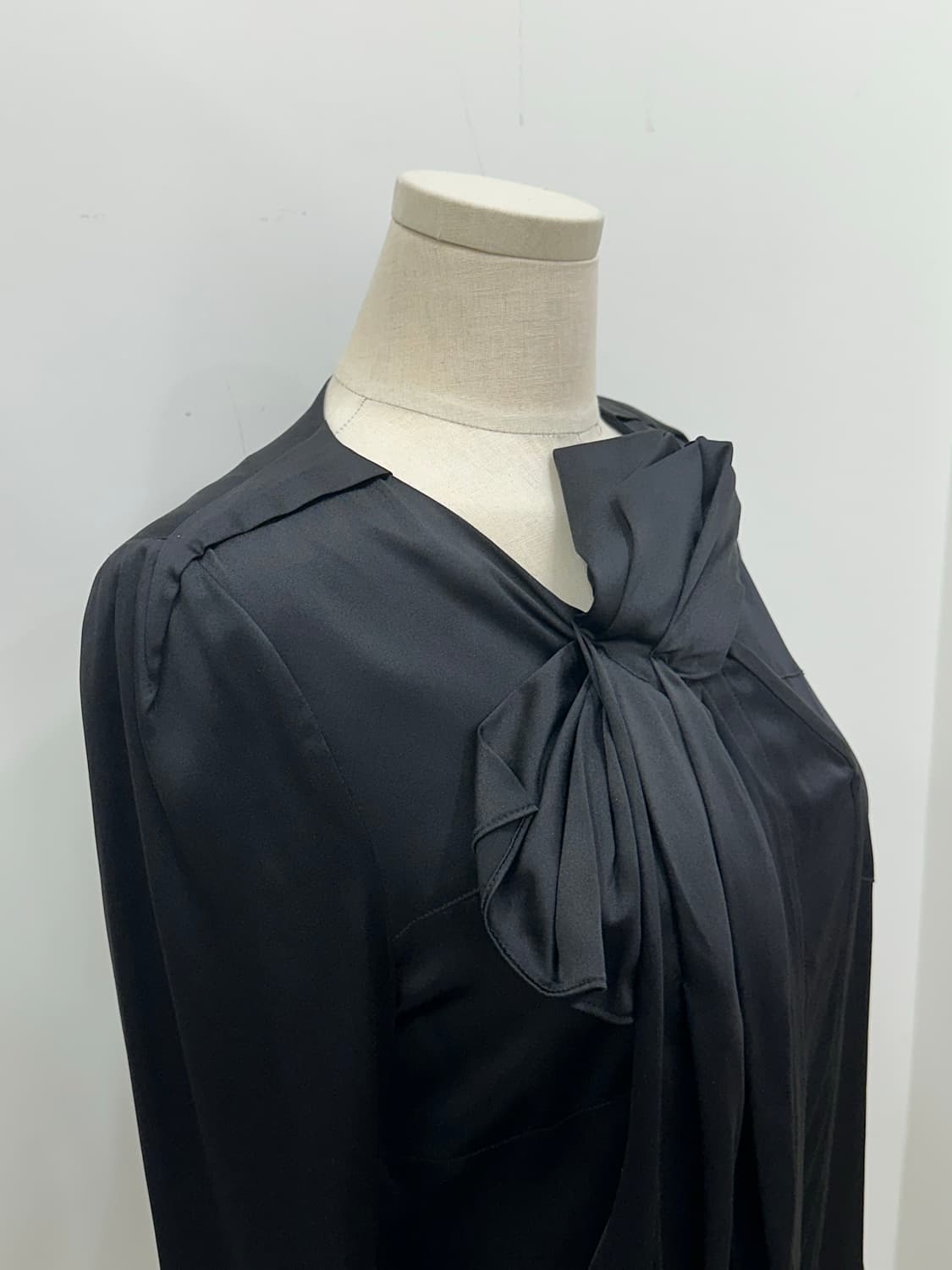 미샤 실크 블라우스 상품이미지5