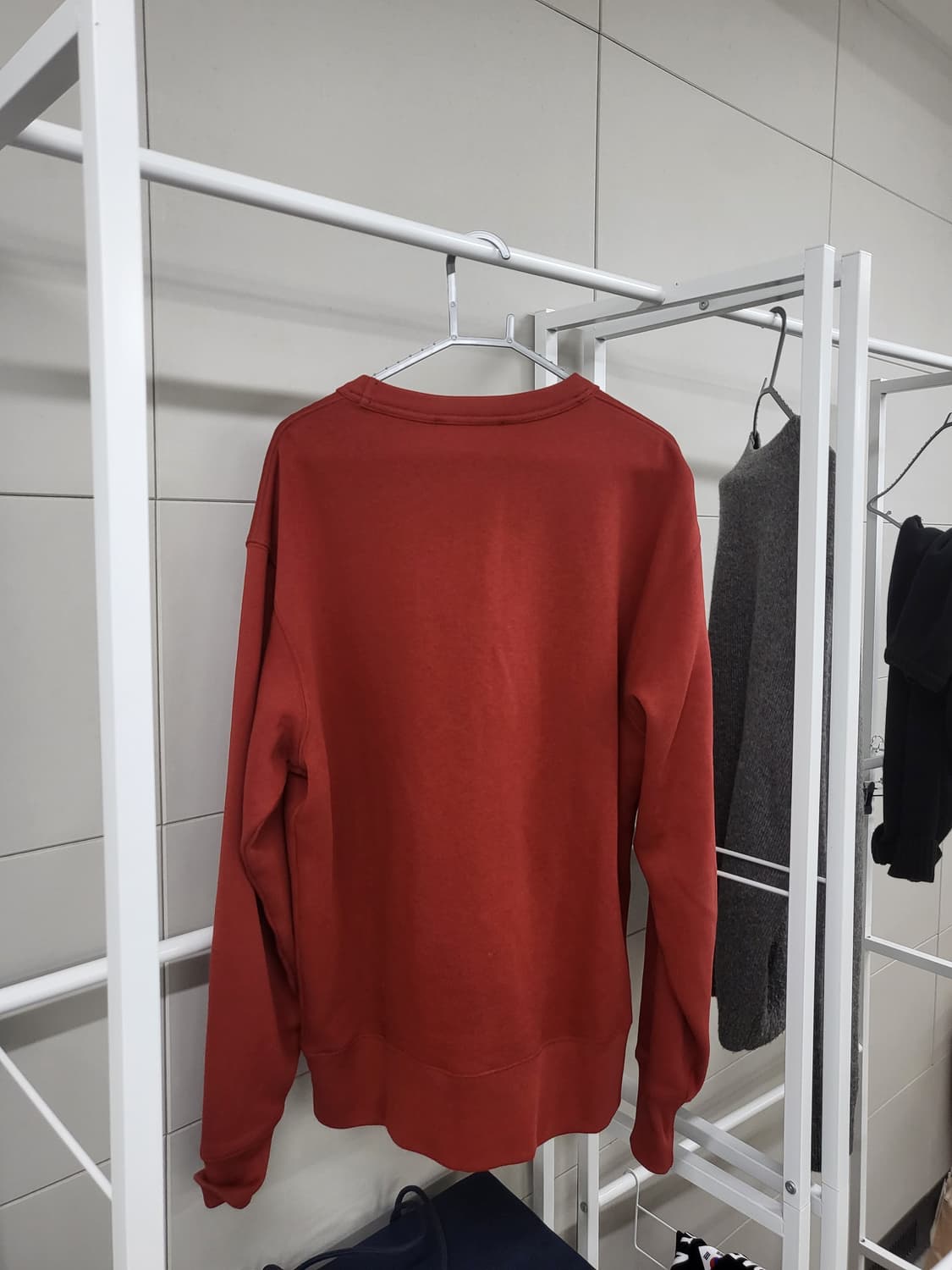 아크네스튜디오 페어뷰 페이스 맨투맨 상품이미지3