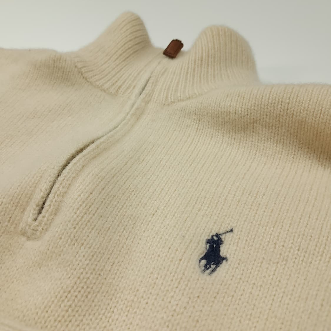 CL560 S 폴로 00s 램스울 가죽풀러 크림 하프집업 니트 스웨터 상품이미지4
