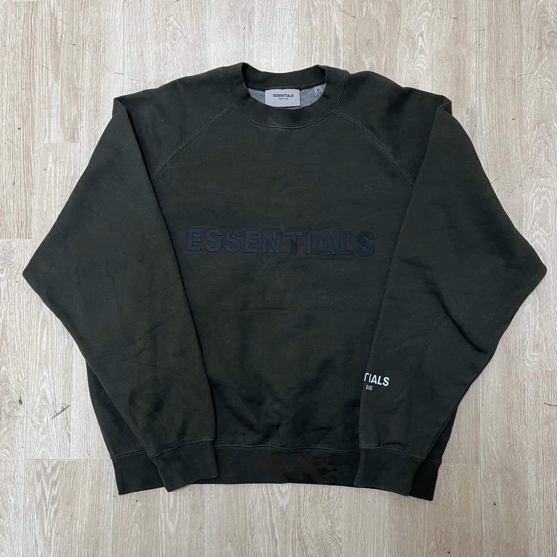 피어 오브 갓 에센셜 ESSENTIALS 맨투맨 카키 M(95) 상품이미지1