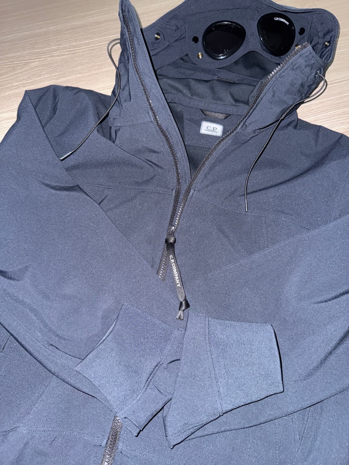 C.P Company 쉘 R 고글 자켓 (total eclipse, M) 상품이미지2