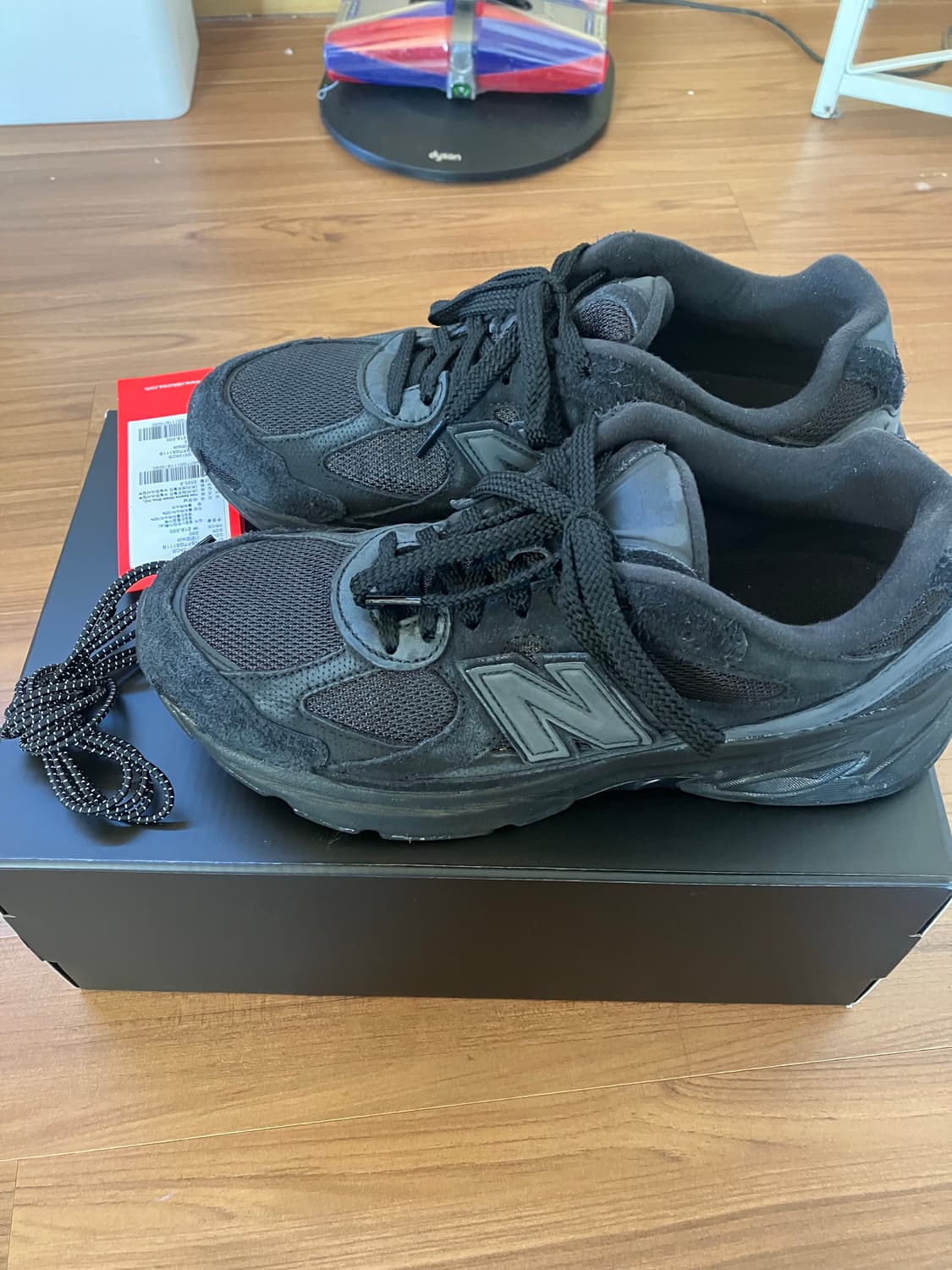 뉴발란스 2010 앱졸브 블랙 팬텀 260 상품이미지2