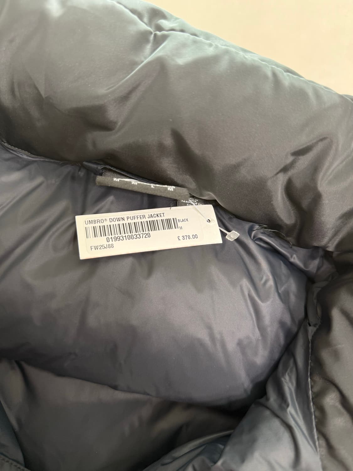 슈프림 엄브로 패딩 M 상품이미지4