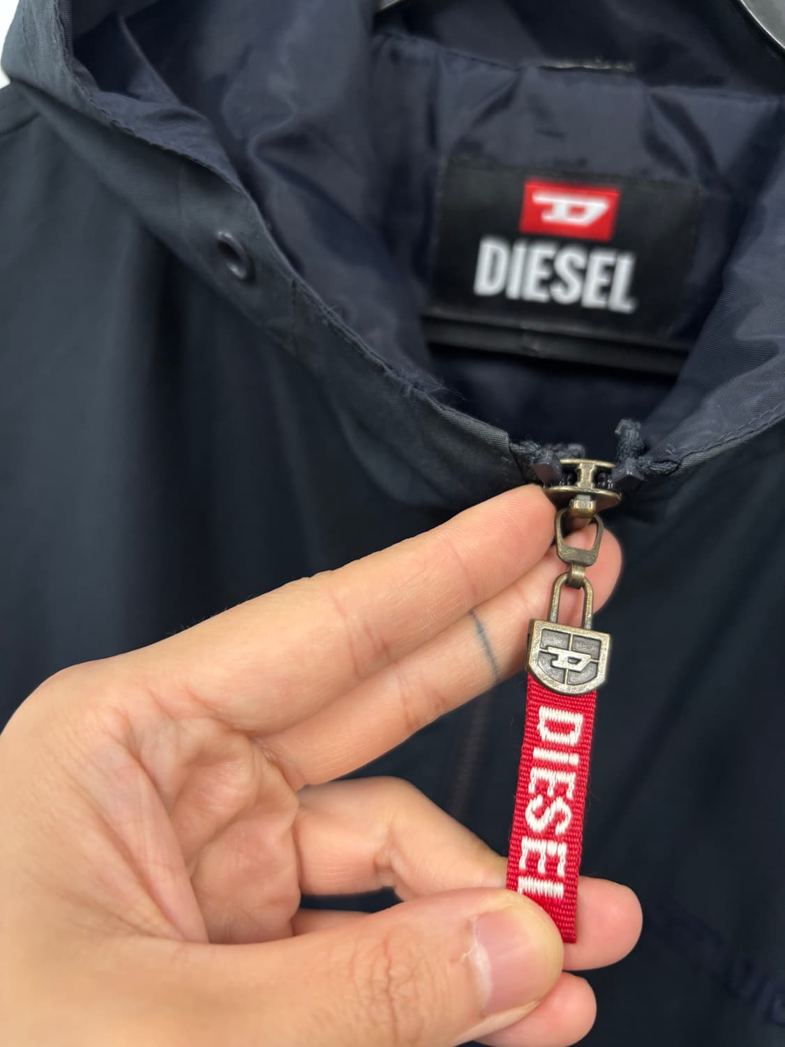 디젤Diesel 후드 바람막이 자켓   상품이미지8