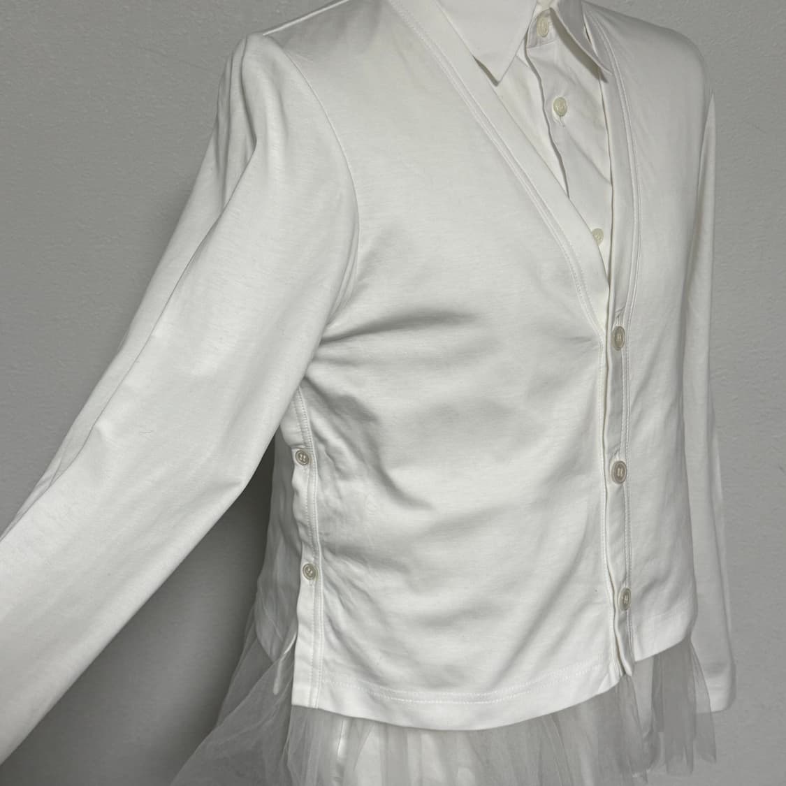 23aw 느와케이니노미야 꼼데가르송 튤 레이어드 가디건 xs 상품이미지2