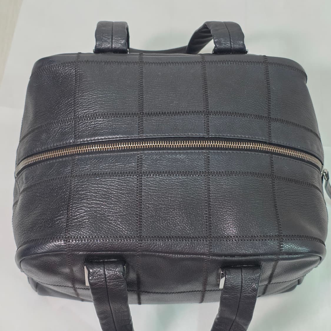 샤넬 은장 캐비어 스킨 cc로고 보스턴 볼링백 상품이미지4