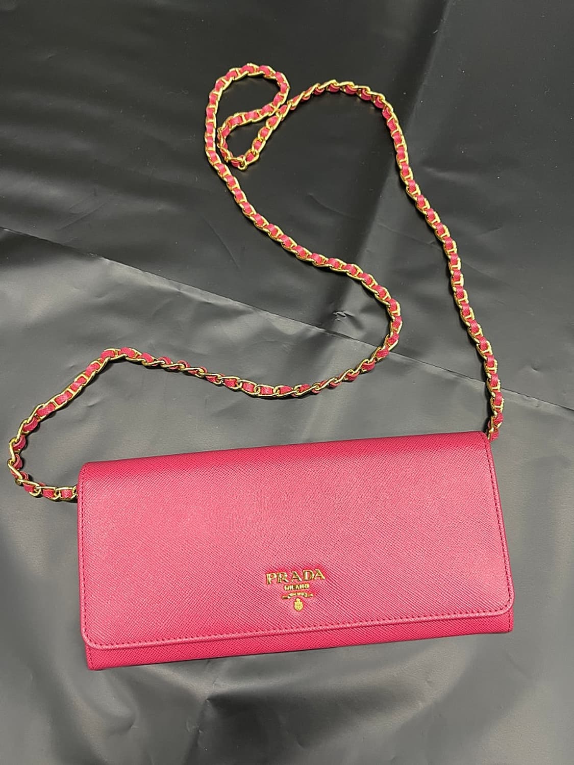 프라다 사피아노 로고 미니 크로스백 상품이미지1