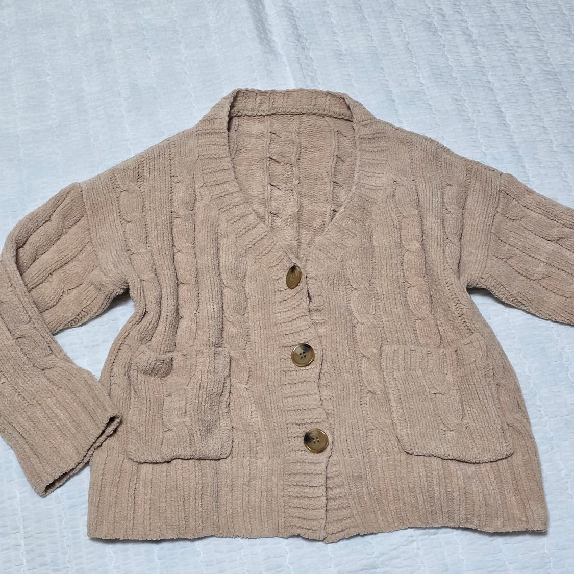 하구미모리걸 오트밀 꽈베기 니트가디건 상품이미지1