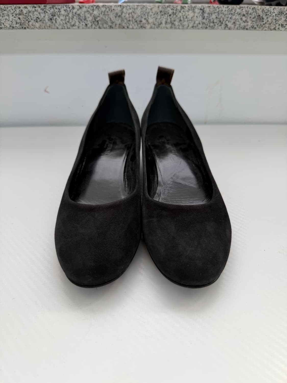 정품) 루이비통 블랙 스웨이드 플랫 슈즈 구두 39.5 상품이미지1