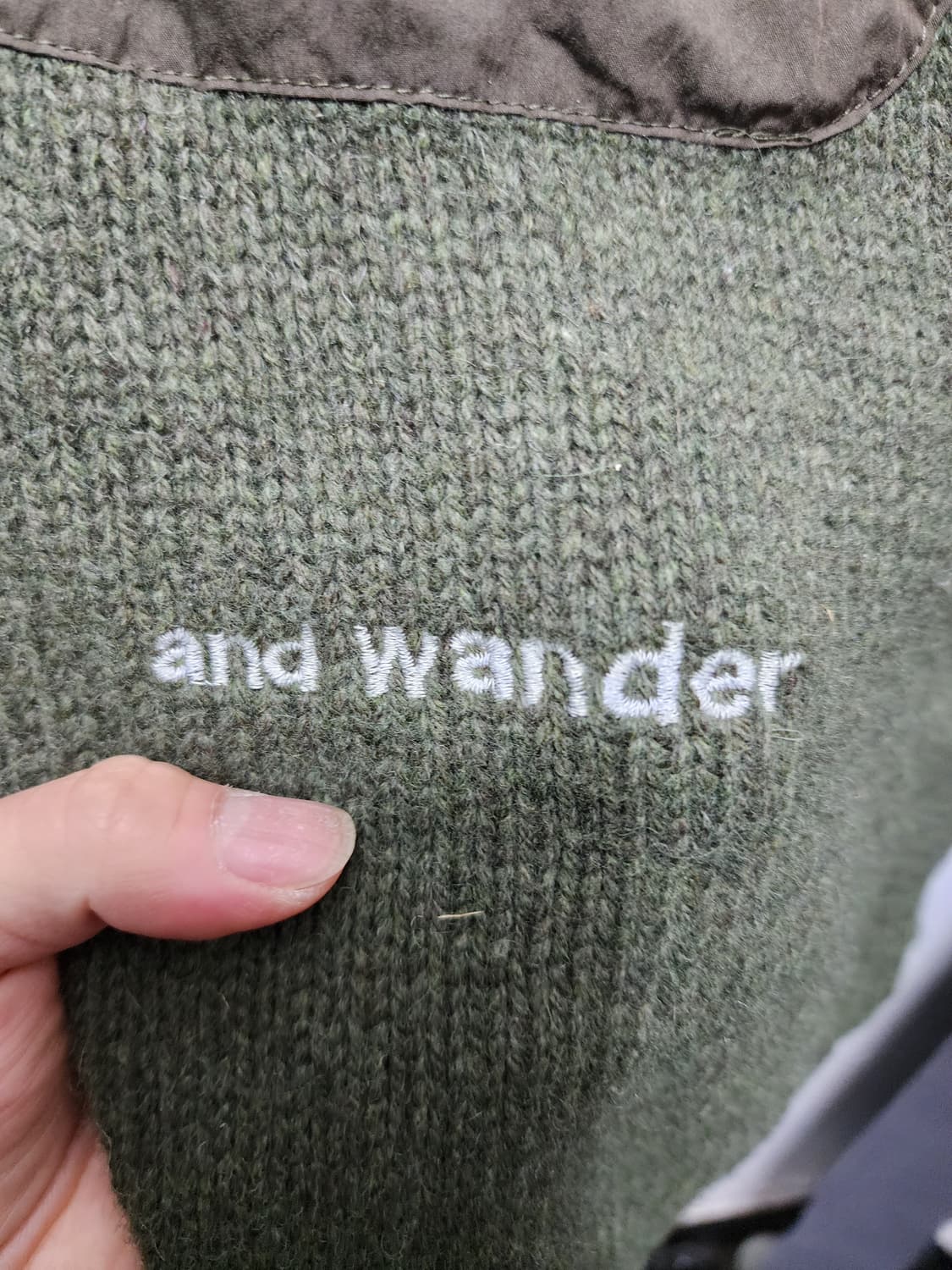 and wander 앤드원더 wool 니트 가디건  상품이미지6