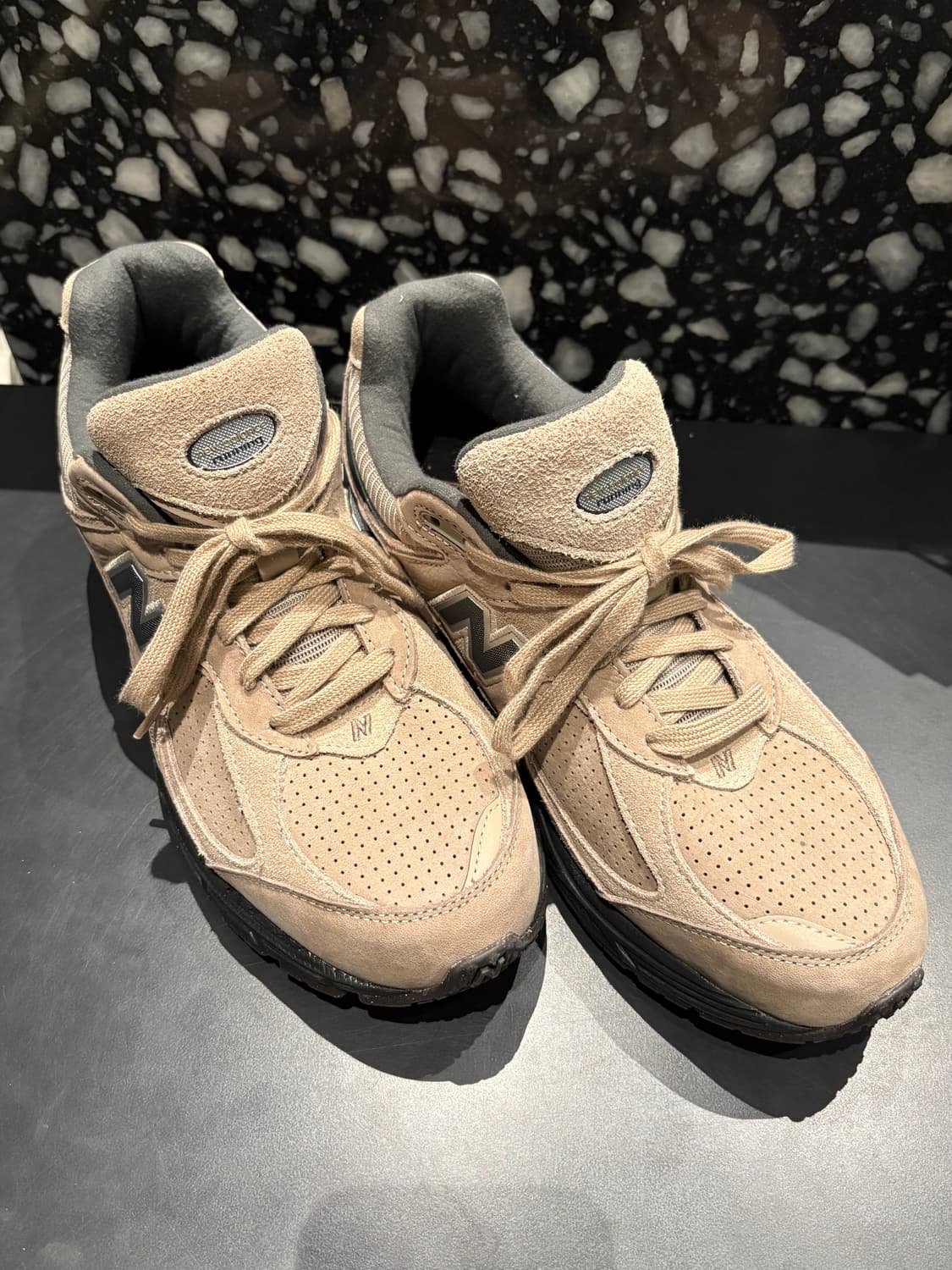 (265)뉴발란스 2002R 베이지 드리프트우드 블랙탑 새상품 992 상품이미지3