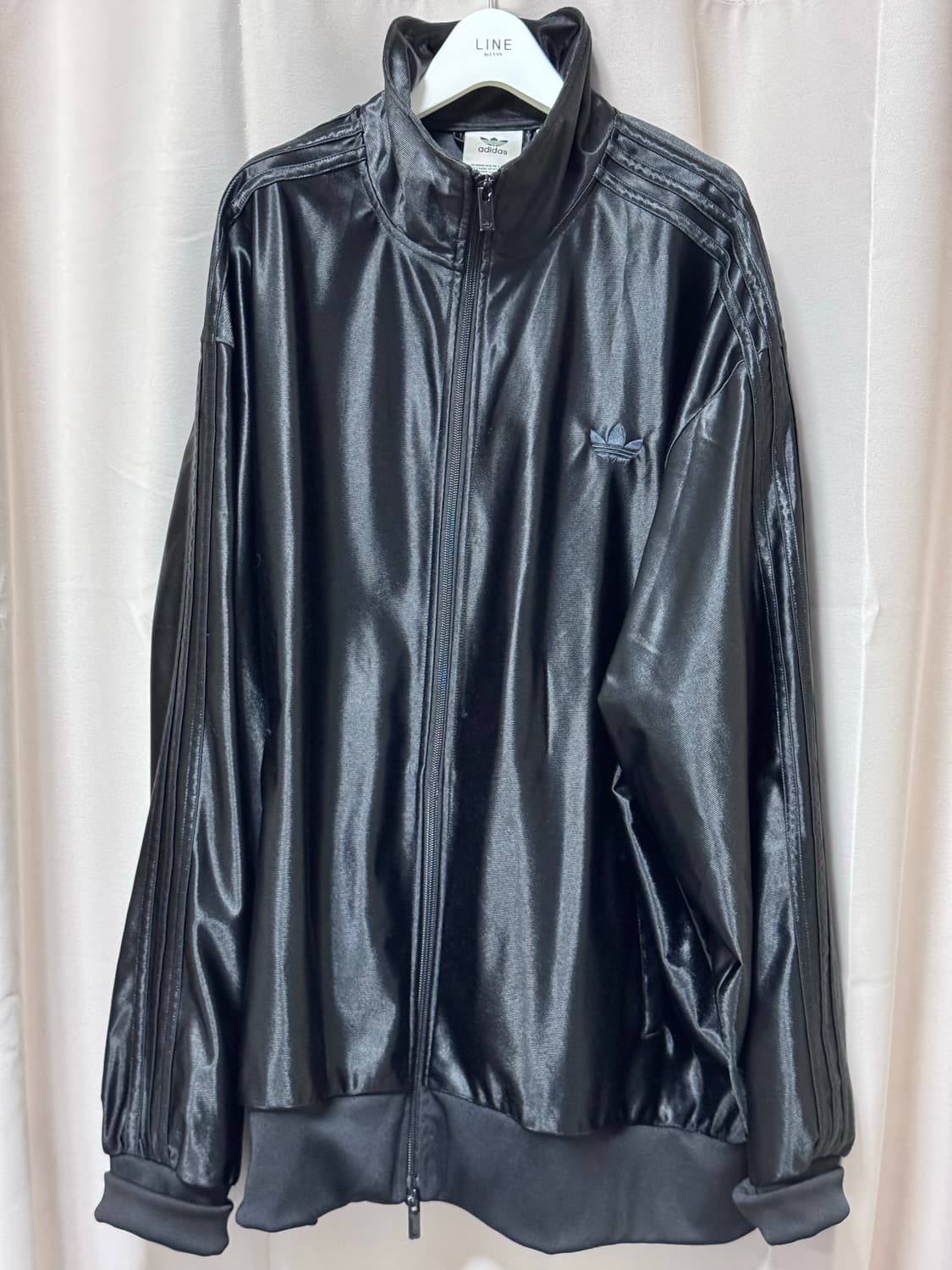 착샷 o) 아디다스 져지 IT7449 L 사이즈 팝니다 상품이미지1