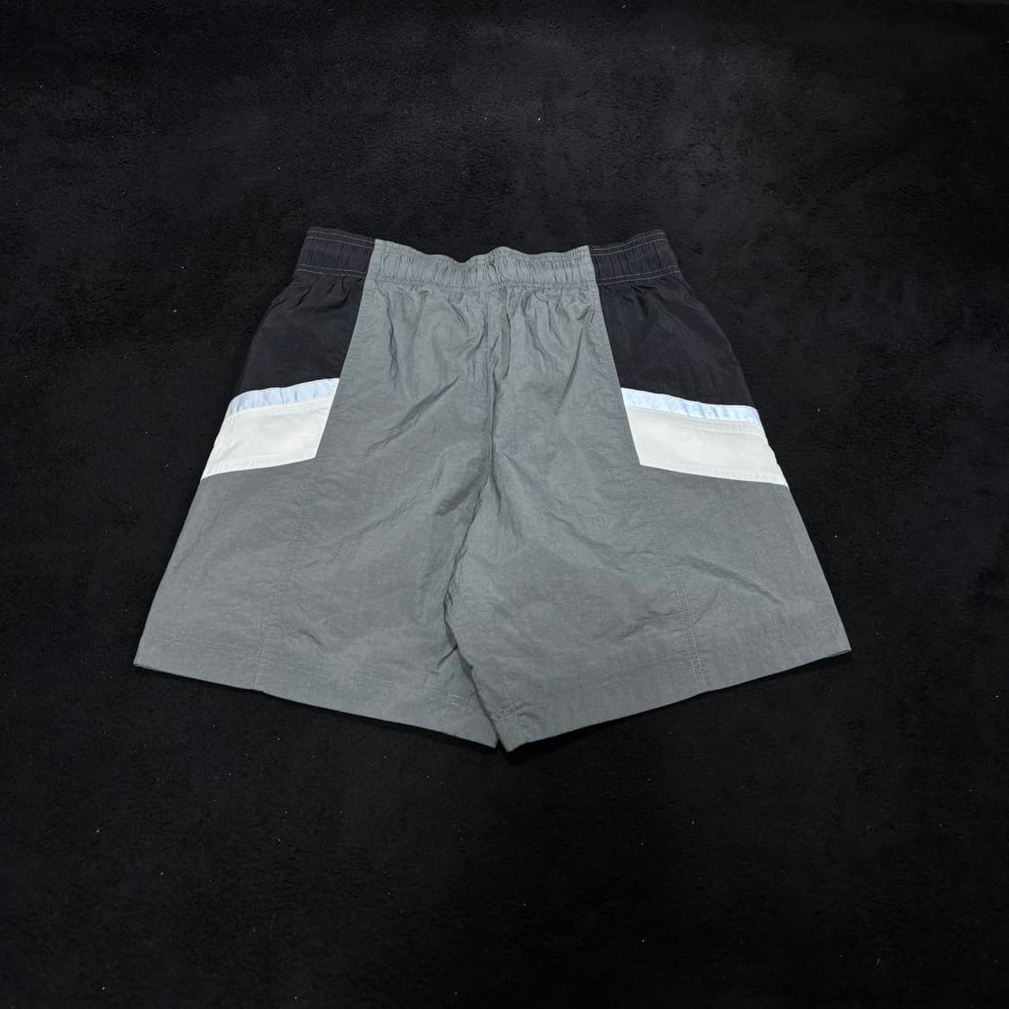 M 나이키 차콜 나일론 우븐 쇼츠 반바지 상품이미지2