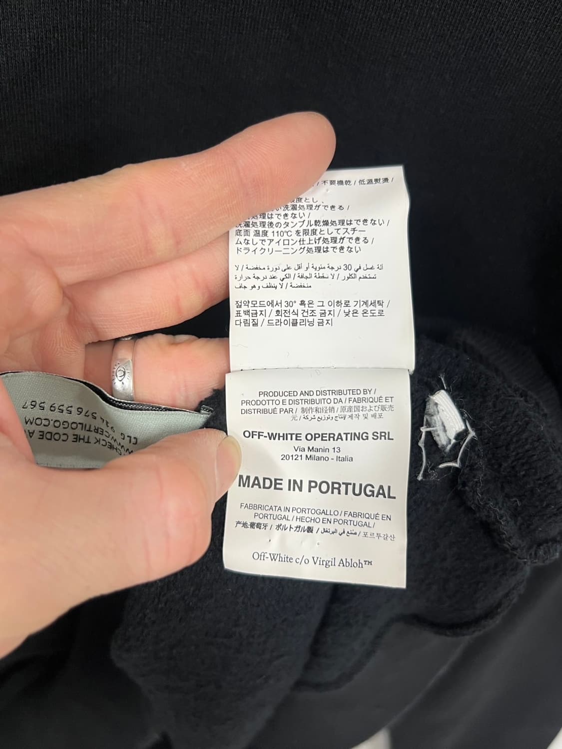 오프화이트 마스크 페이스 빅로고 맨투맨 스웻셔츠 상품이미지7