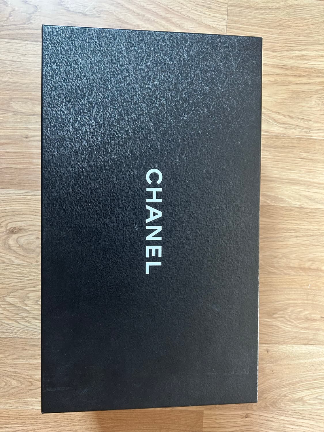 샤넬x퍼렐 윌리엄스 콜라보 뮬 상품이미지1