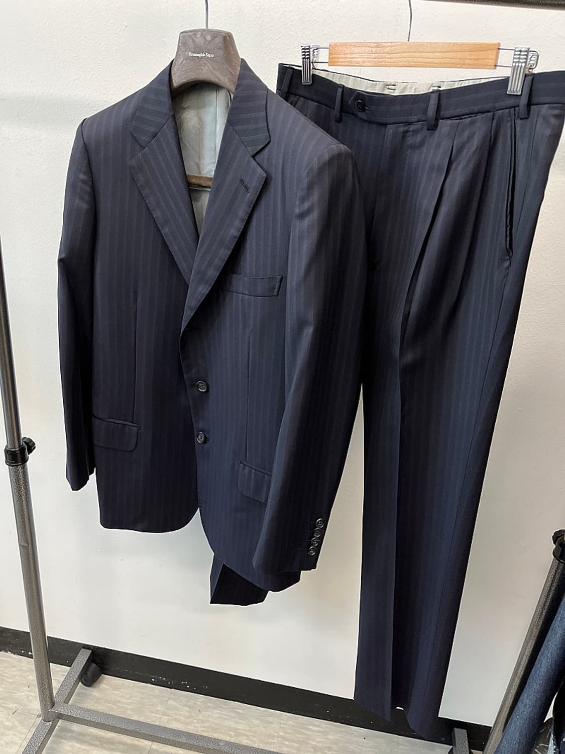 100) 브리오니 클래식 셋업슈트  상품이미지1