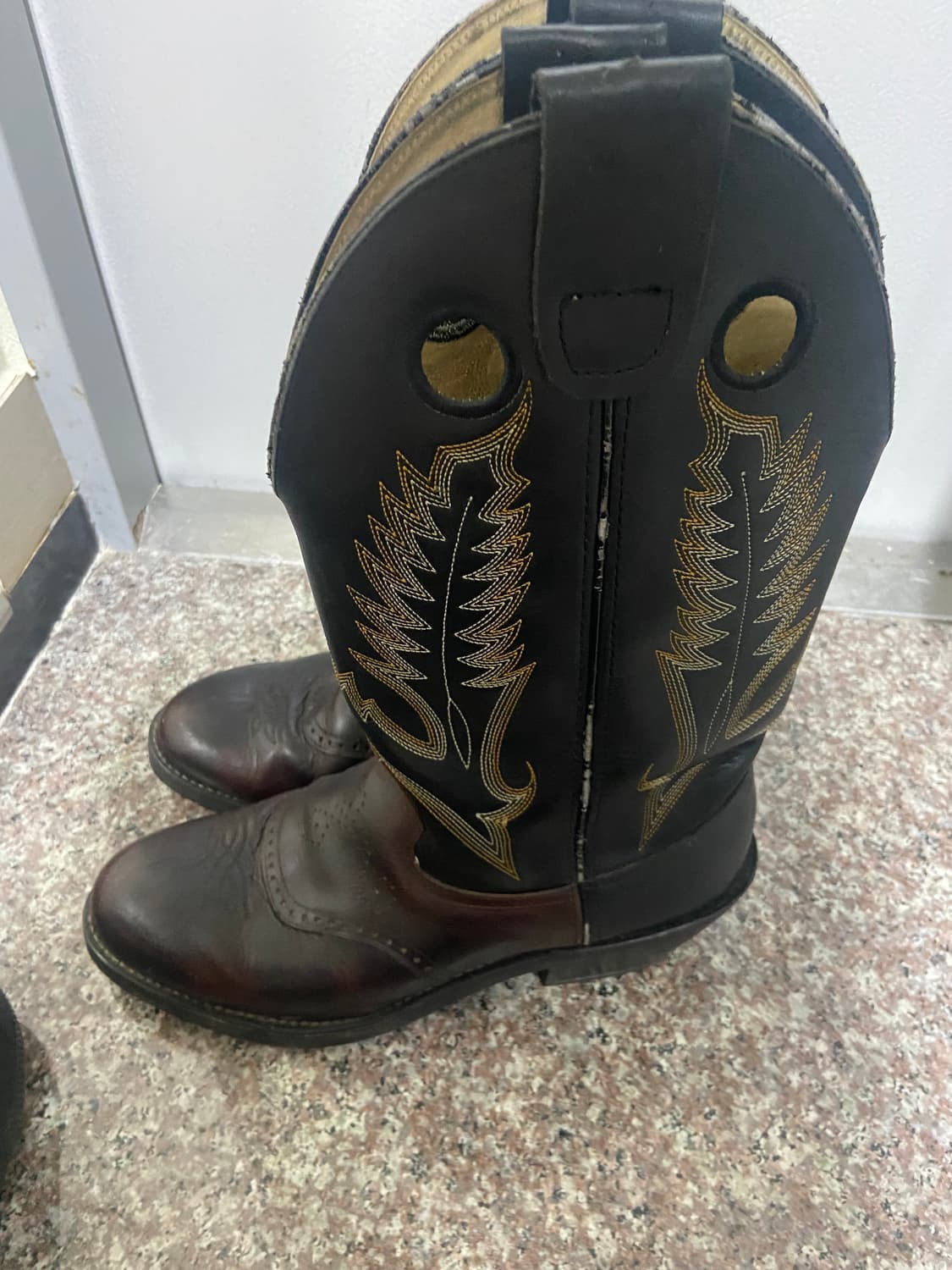 일본 오사카 빈티지샵에서 구매한 웨스턴 부츠입니다 상품이미지2