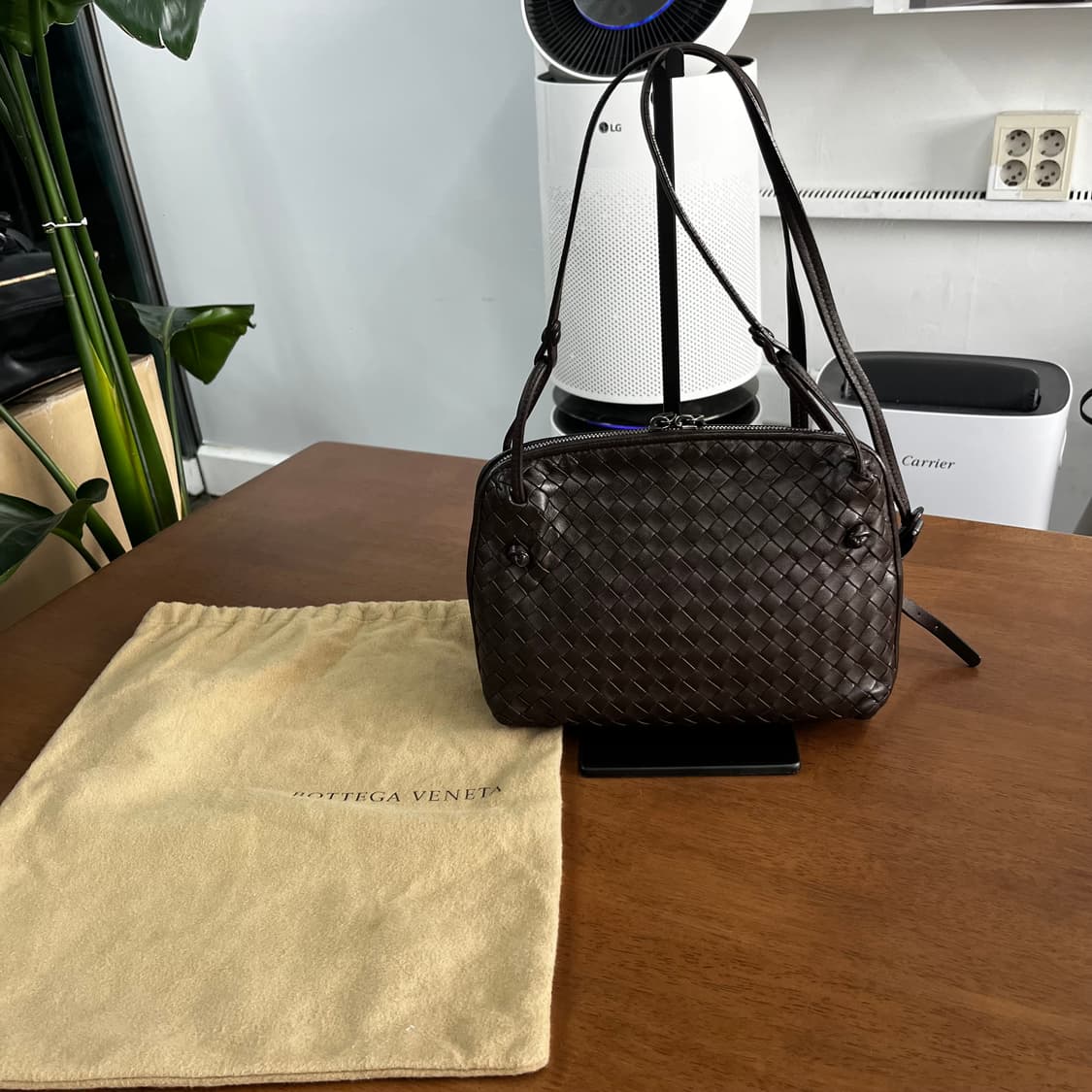 보테가베네타 인트레치아토 노디니 크로스백 상품이미지1