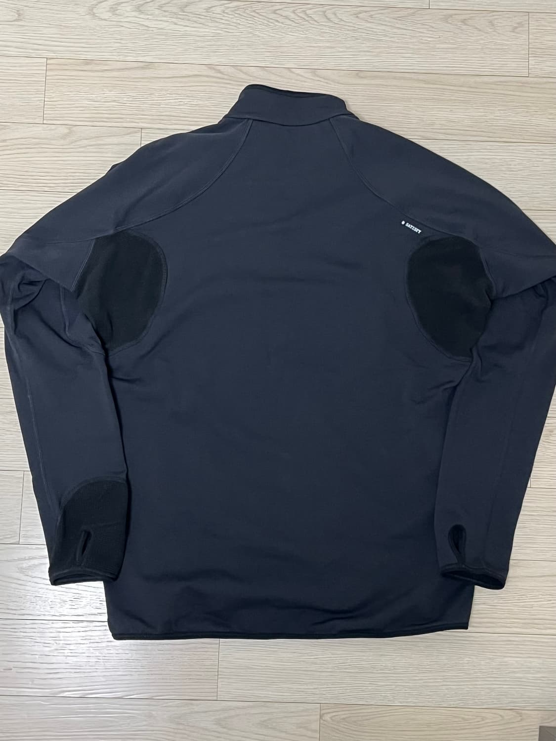 새티스파이 퍼즈플리스 하프 집 블랙 상품이미지2