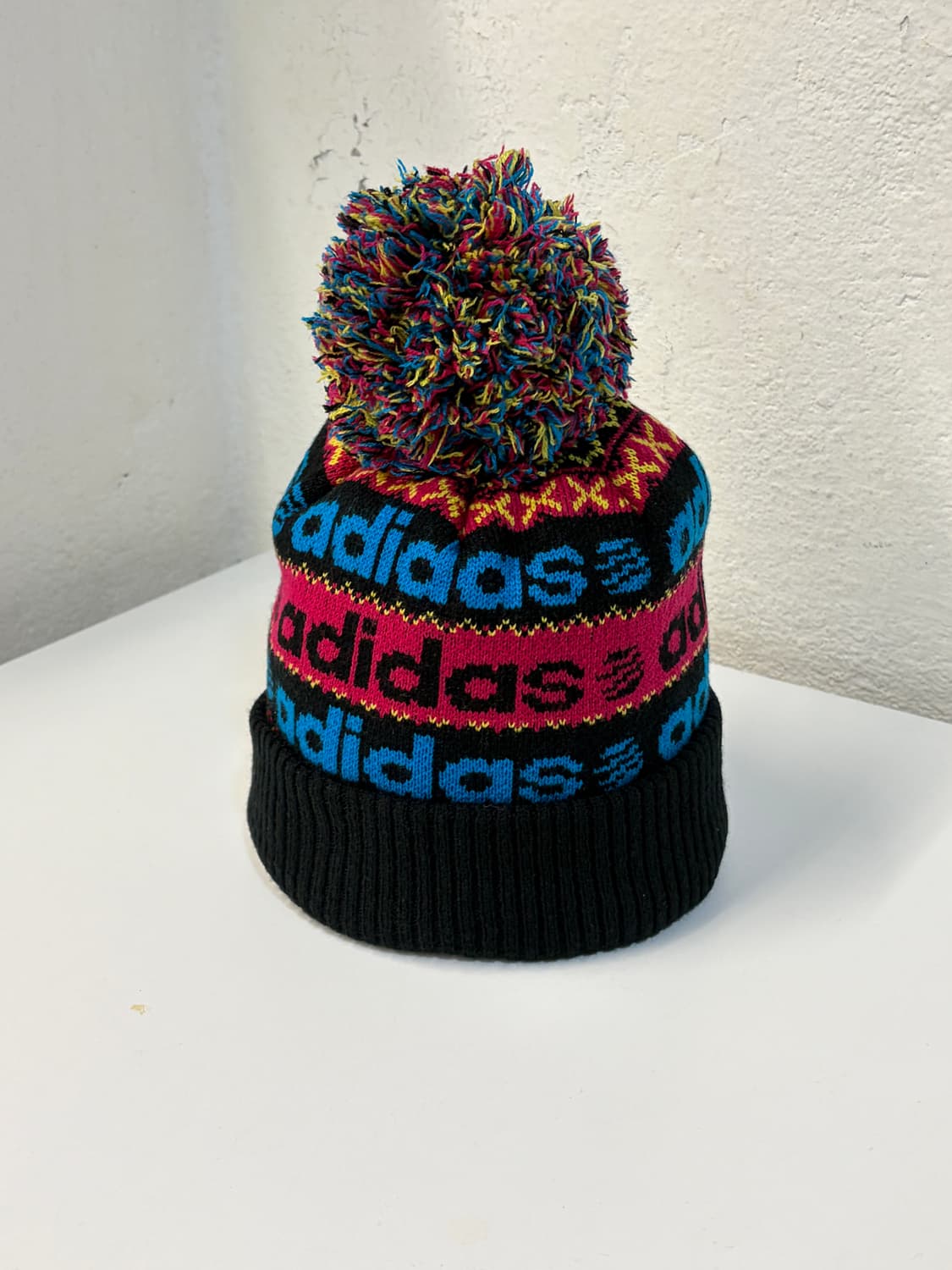 아디다스 네오 - 폼폼 방울 비니 상품이미지1