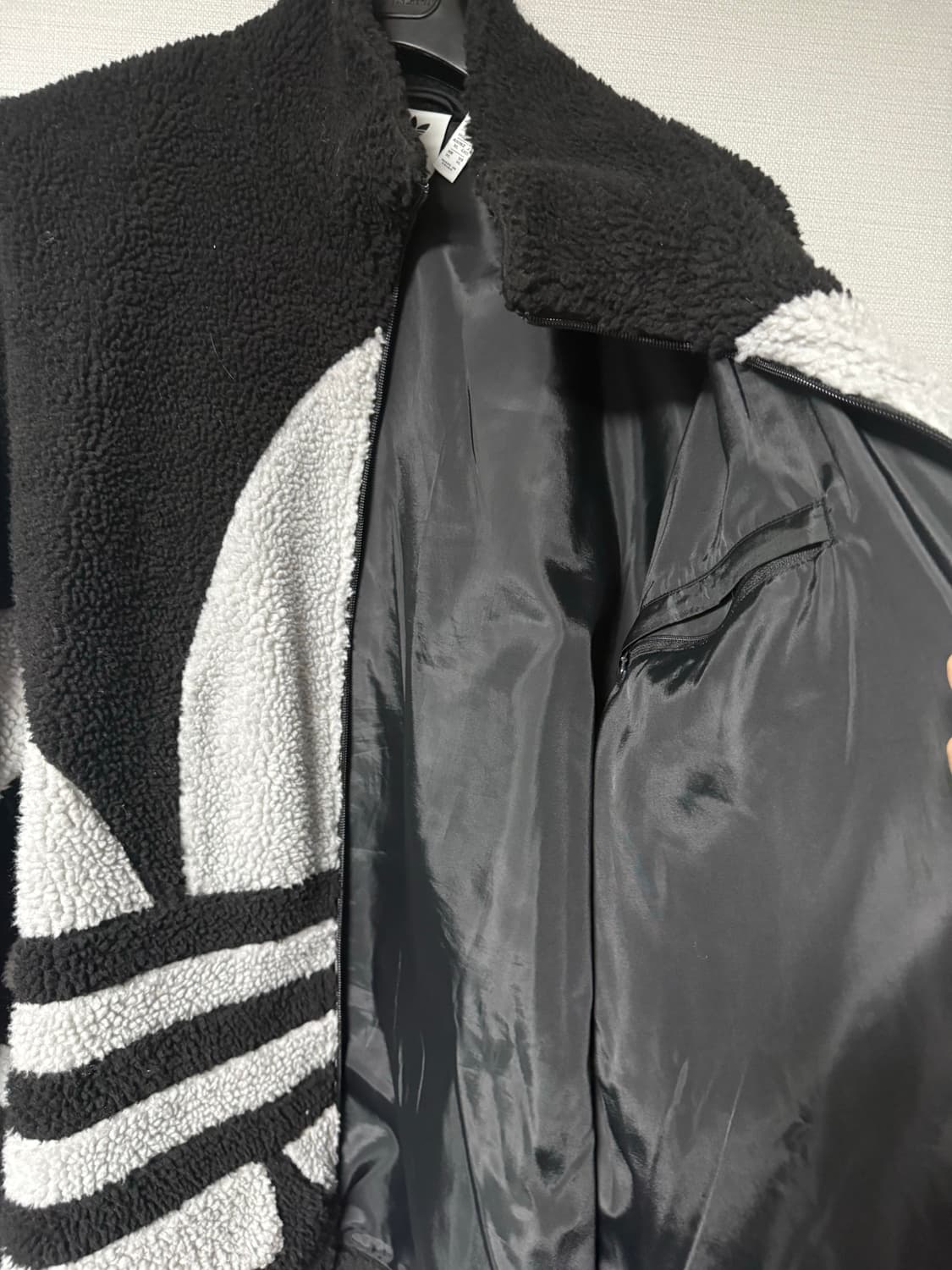 아디다스 빅로고 뽀글이 플리스 집업 xl 상품이미지3