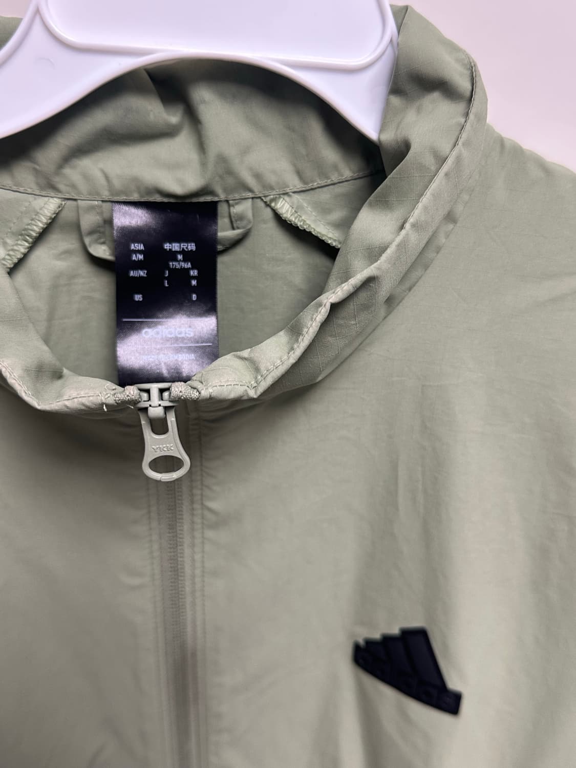 아디다스 바람막이 카키 올리브 상품이미지3